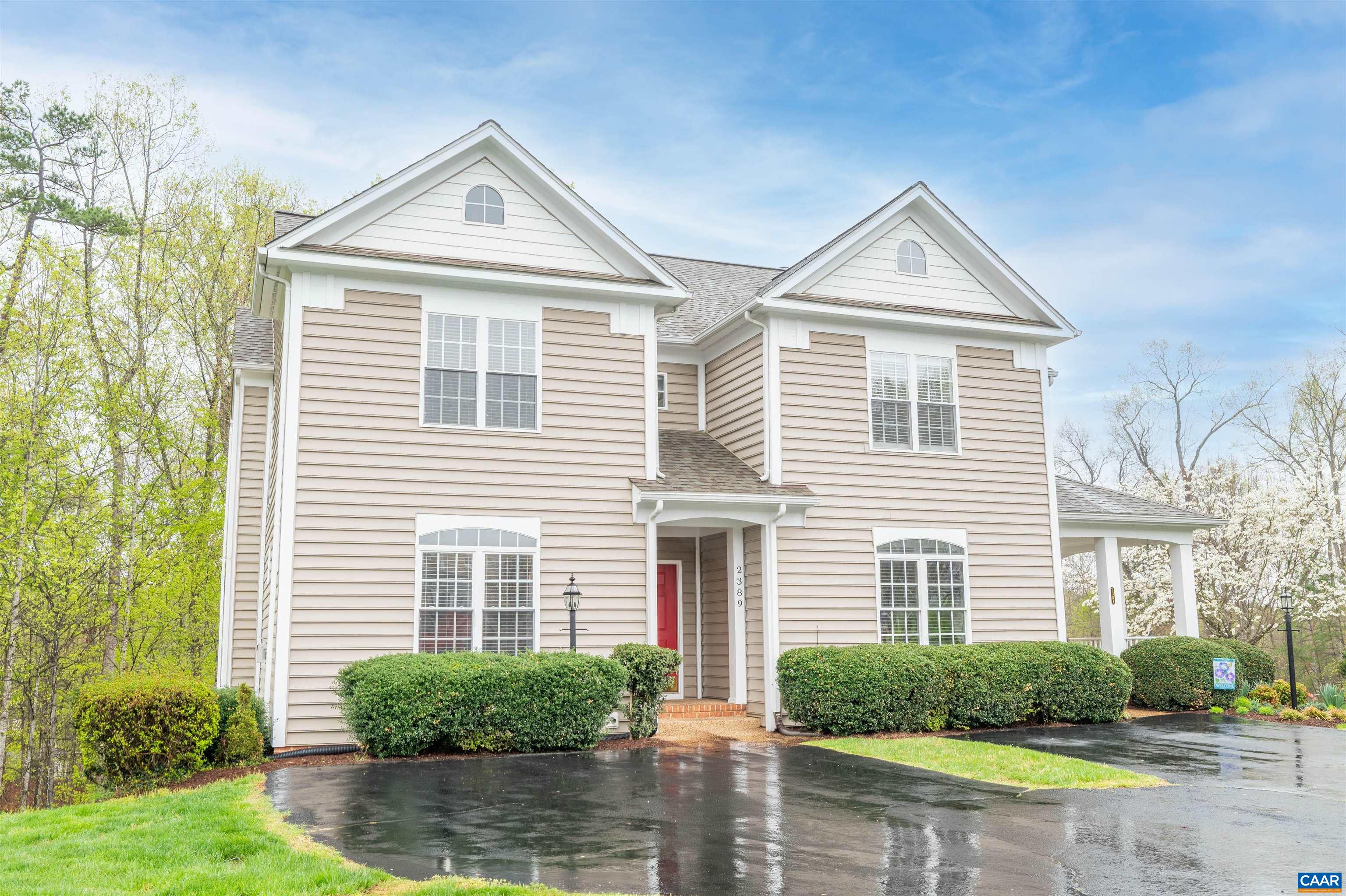 2389 RAVENSWOOD CT