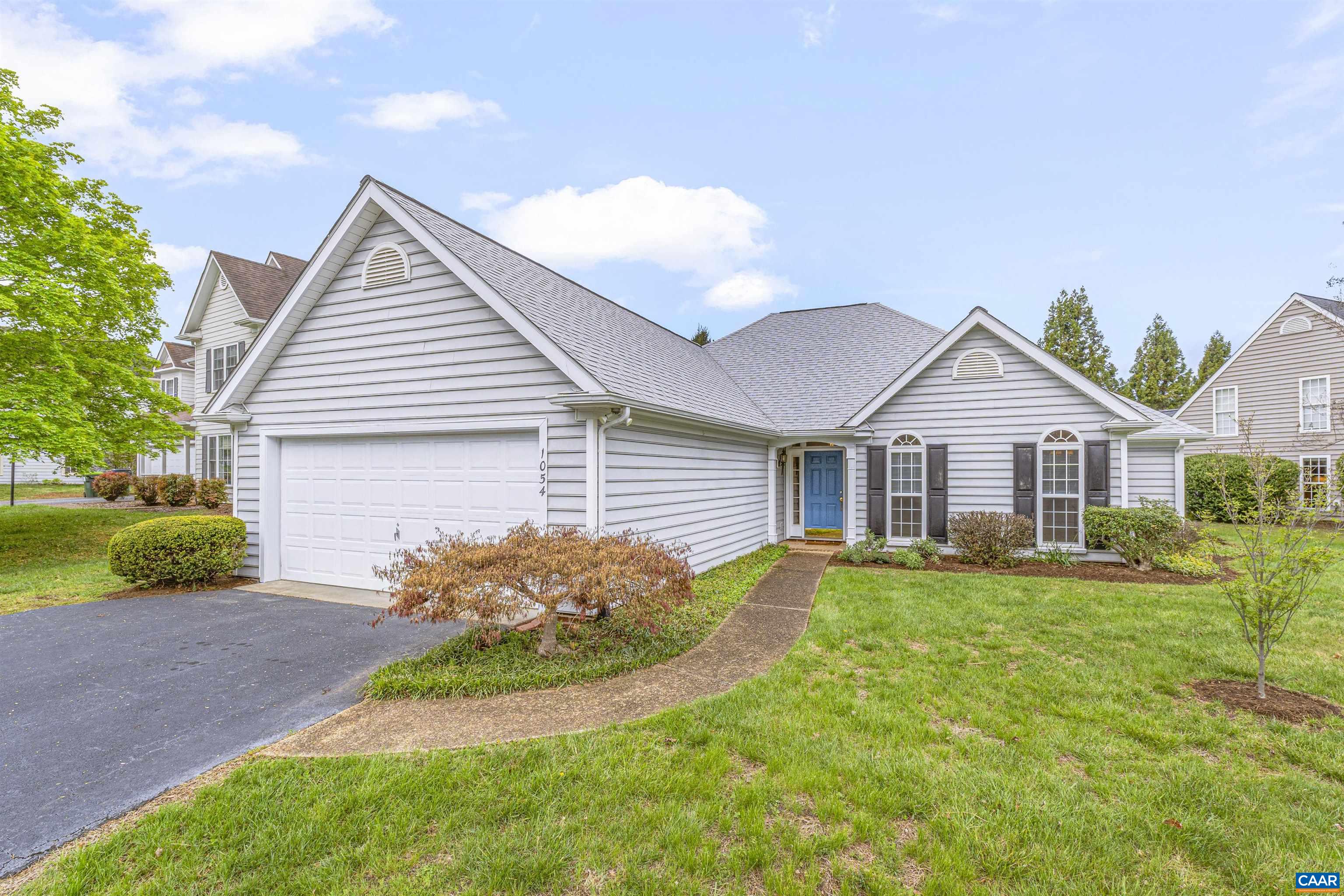 1054 AUTUMN HILL CT