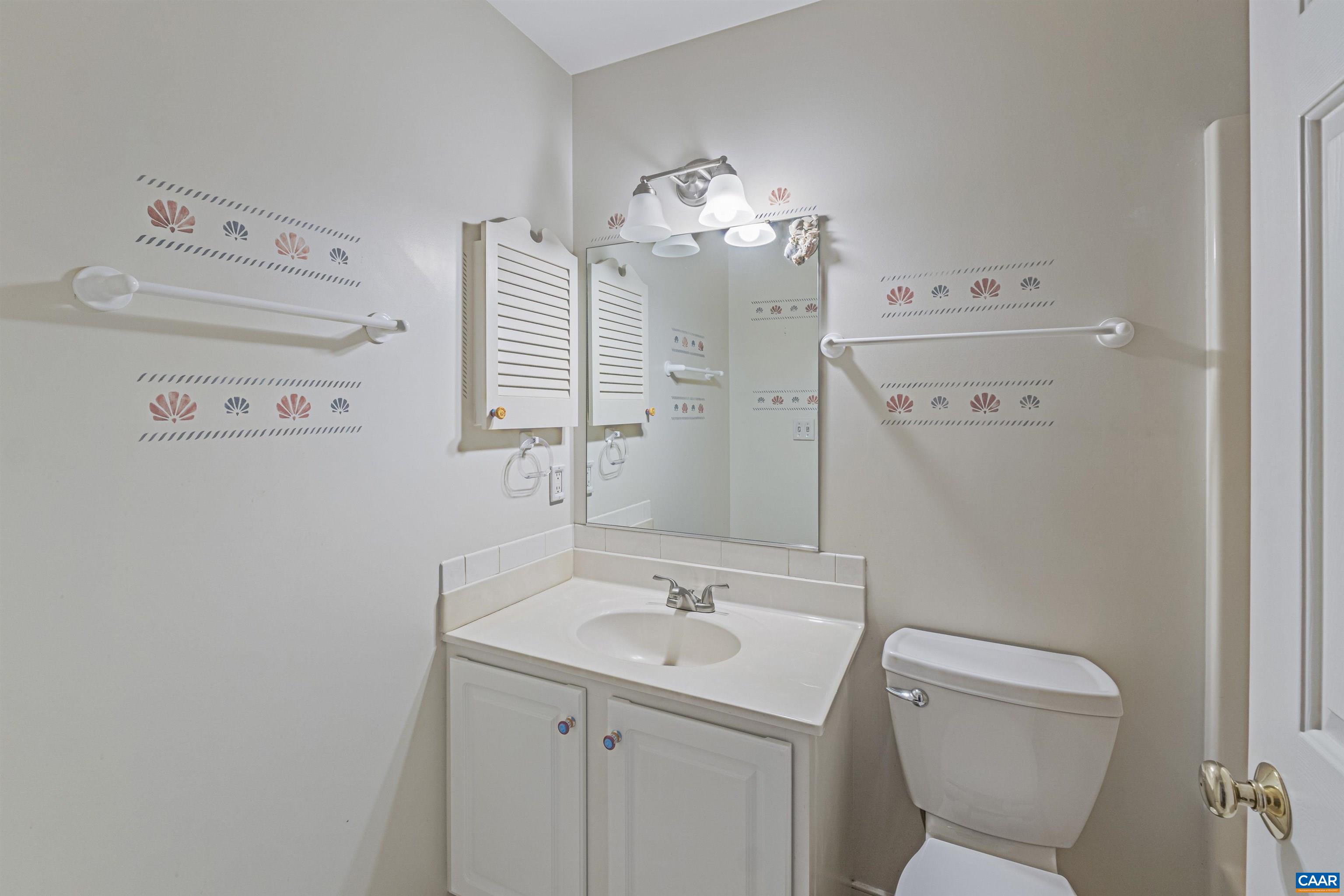1054 AUTUMN HILL CT