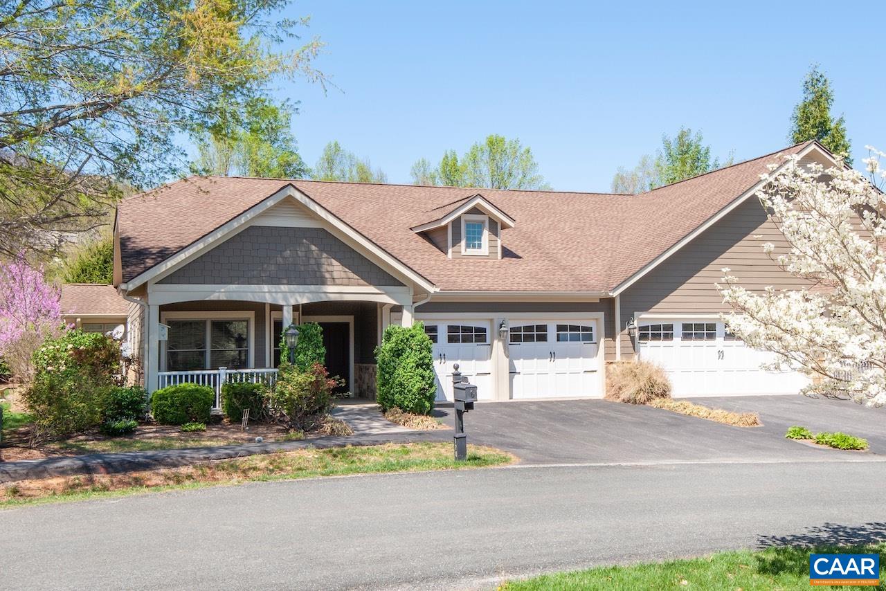 170 ROSEWOOD DR