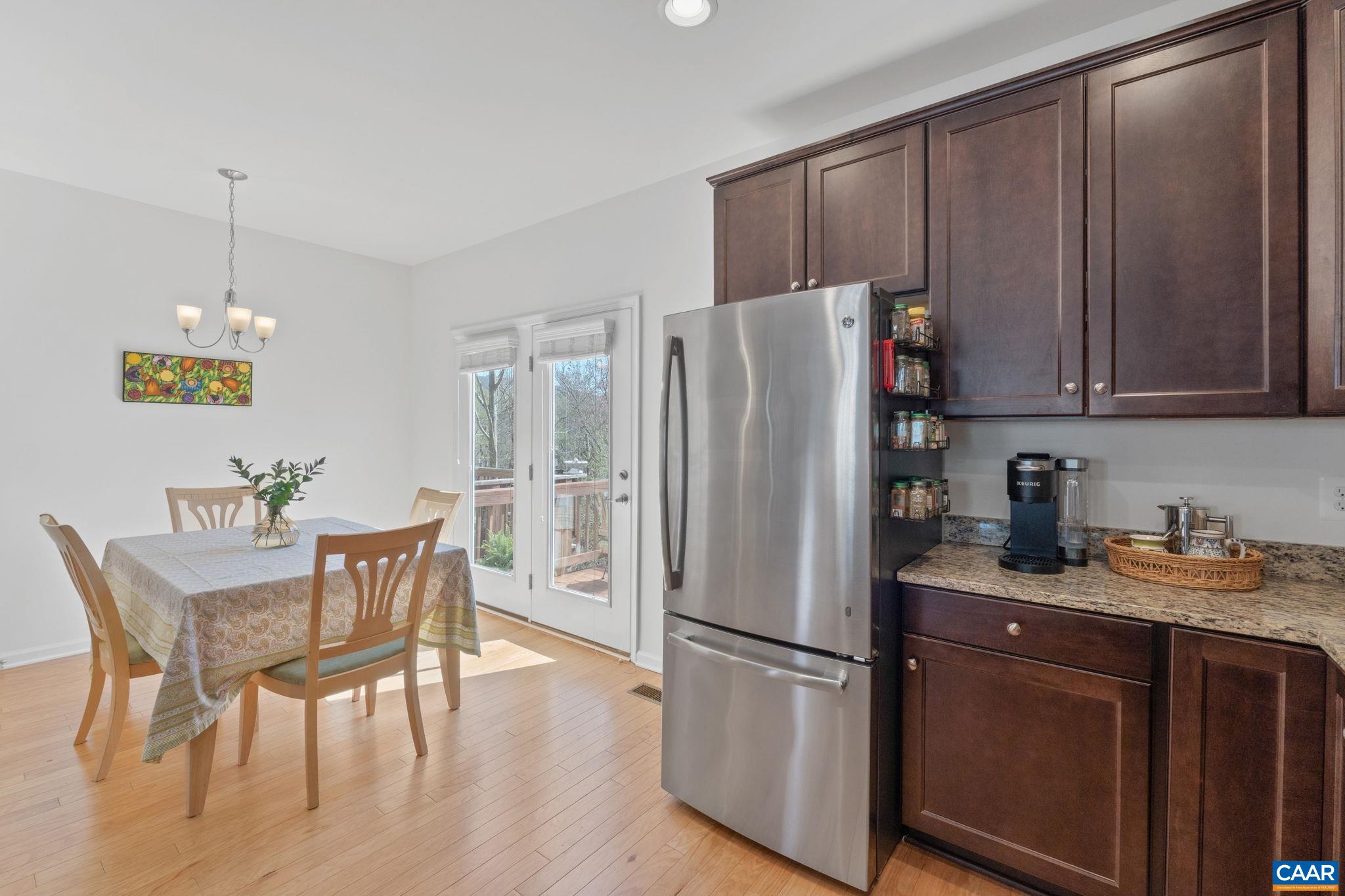 154 LONGWOOD DR