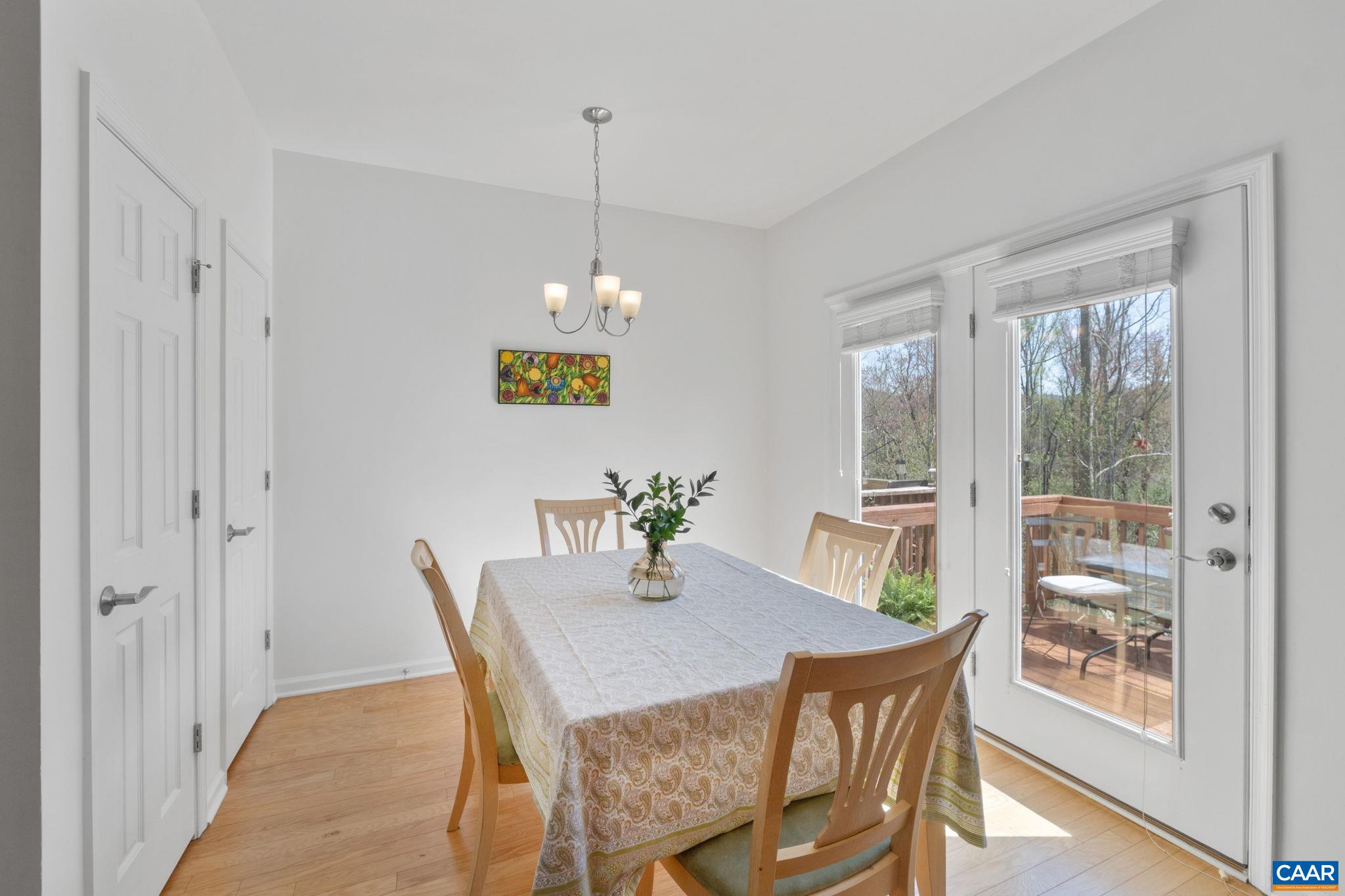 154 LONGWOOD DR