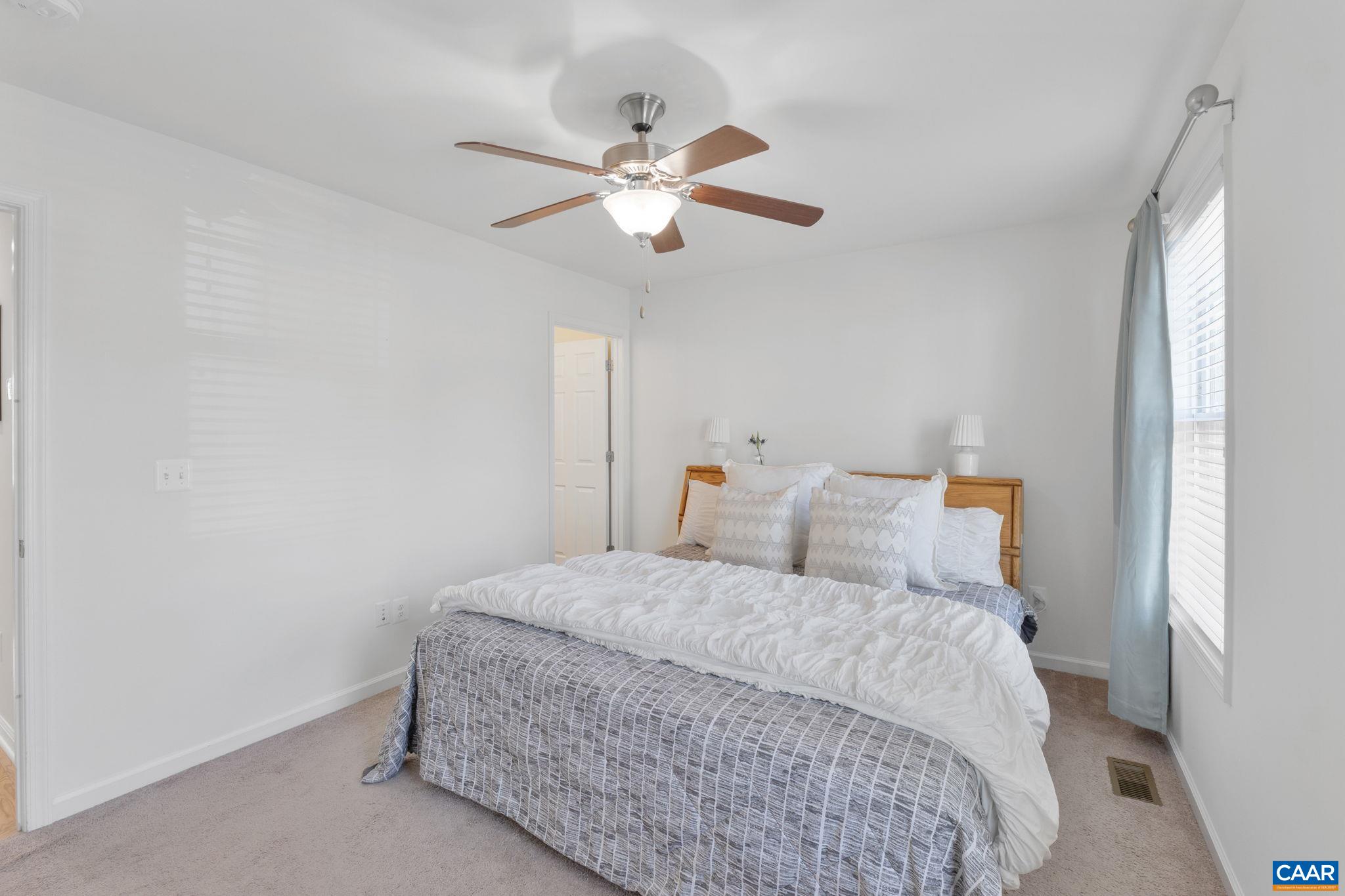154 LONGWOOD DR
