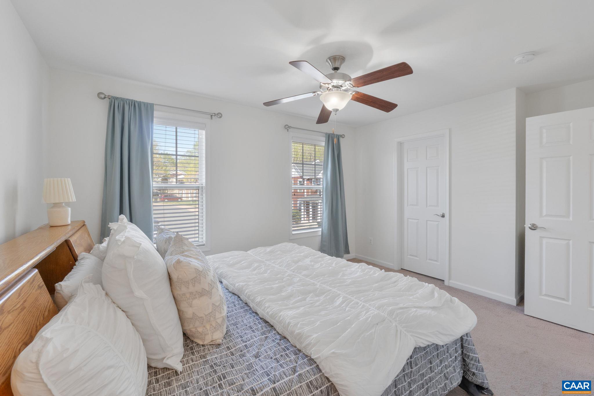 154 LONGWOOD DR