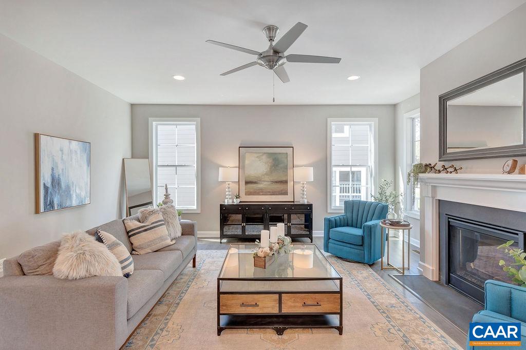 42I WHISPERWOOD CT