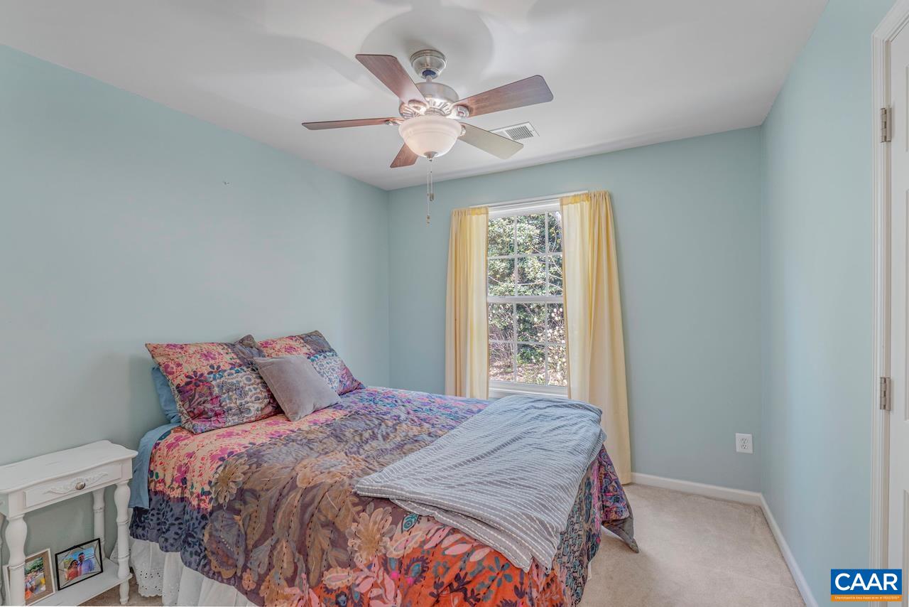 153 BROOKWOOD DR