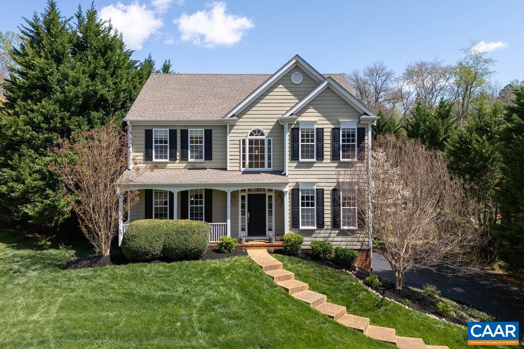 1425 SINGLETON LN