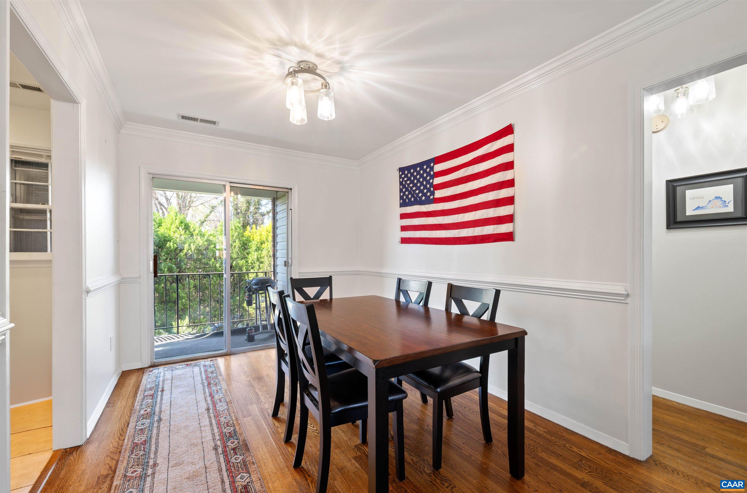 135 HESSIAN HILLS CIR Unit: 3