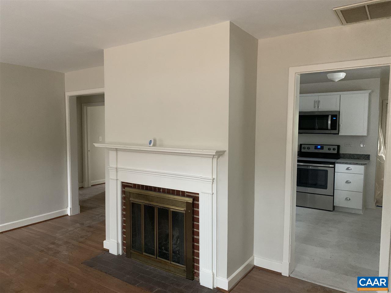 1613 DEL MAR DR