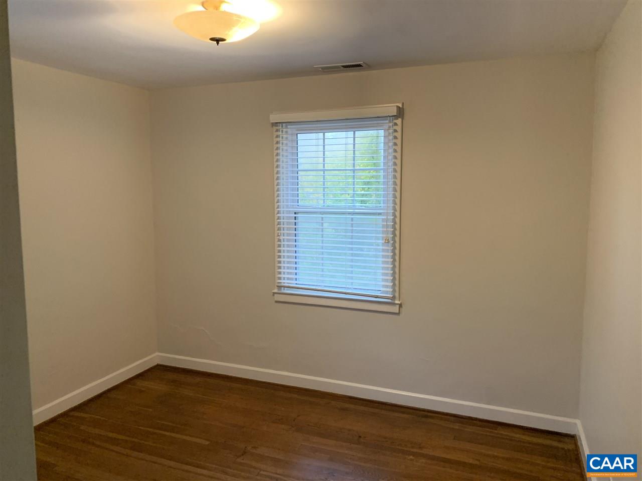 1613 DEL MAR DR
