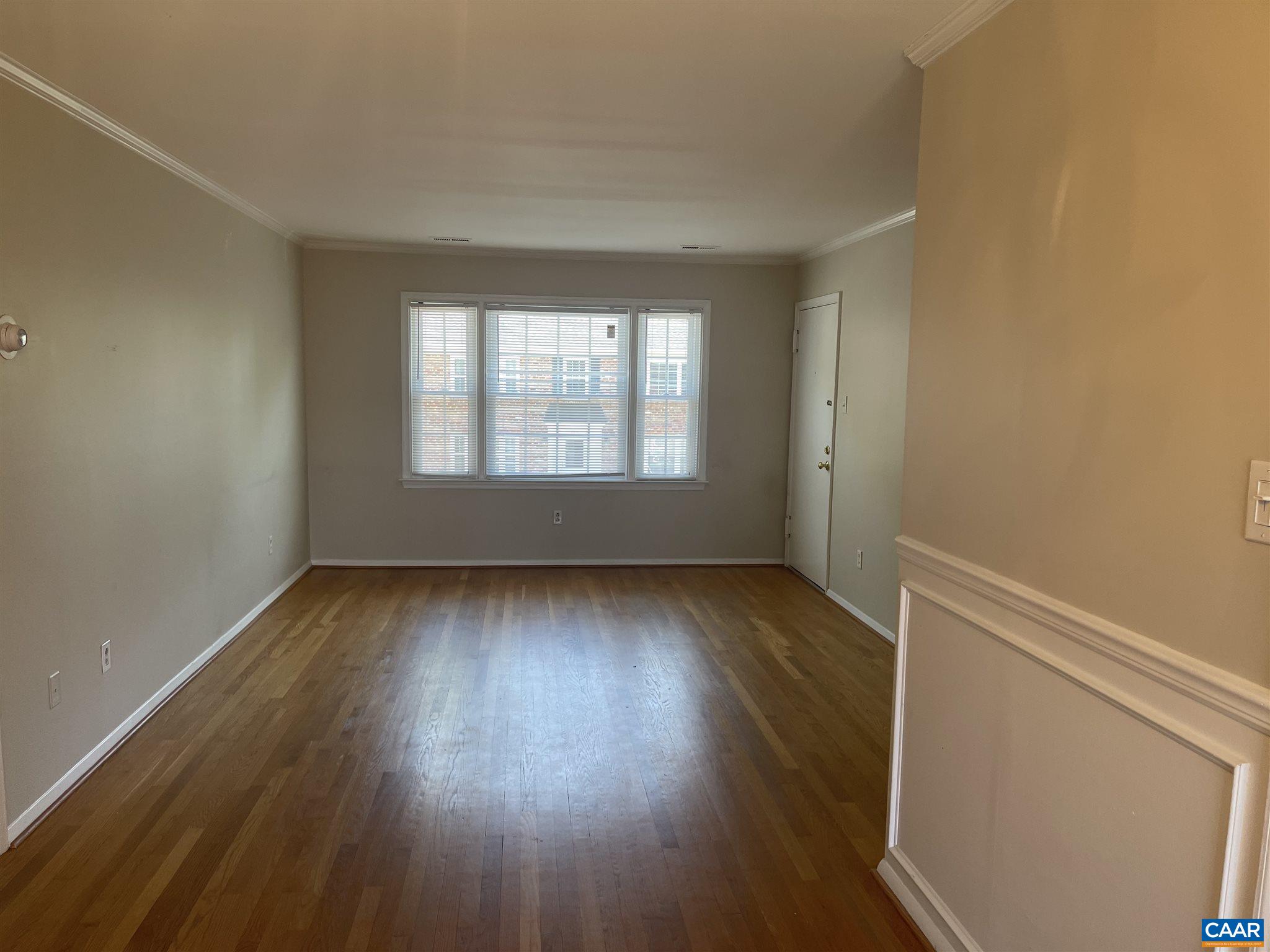 157 HESSIAN HILLS WAY Unit: 3