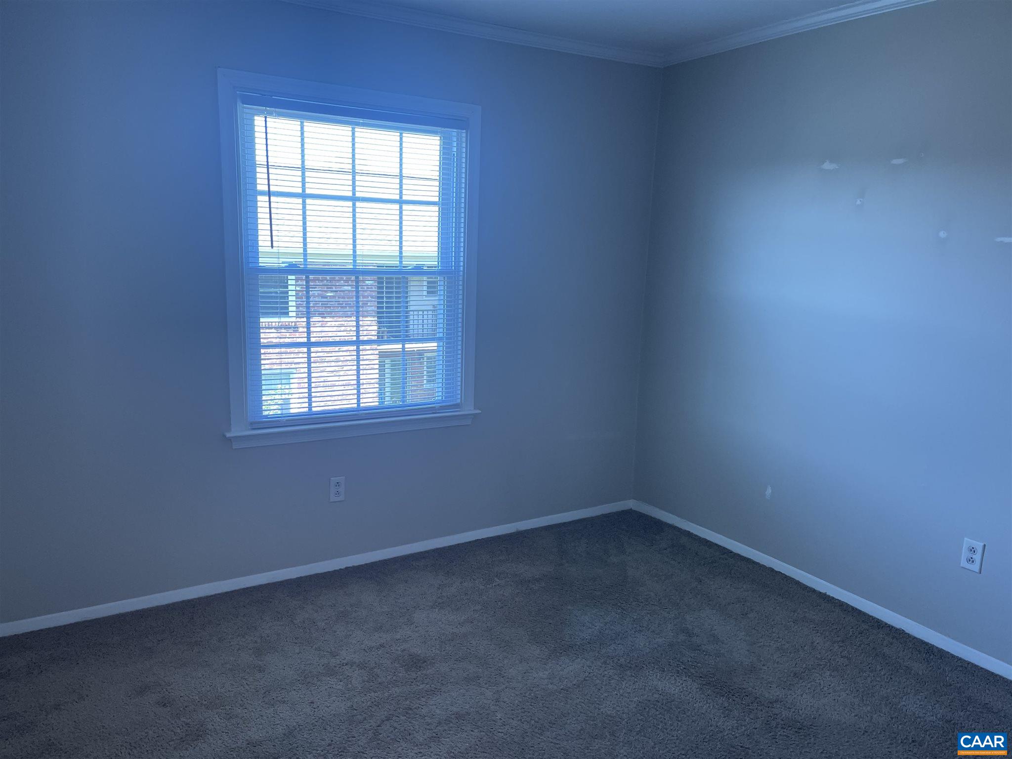 157 HESSIAN HILLS WAY Unit: 3