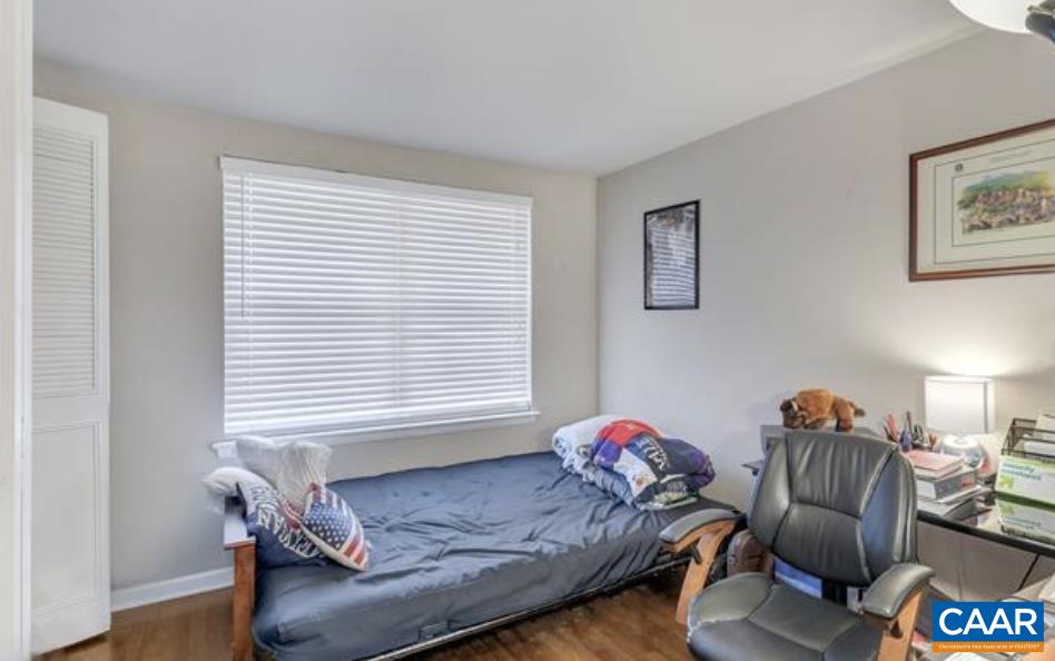 2420 ARLINGTON BLVD Unit: a2