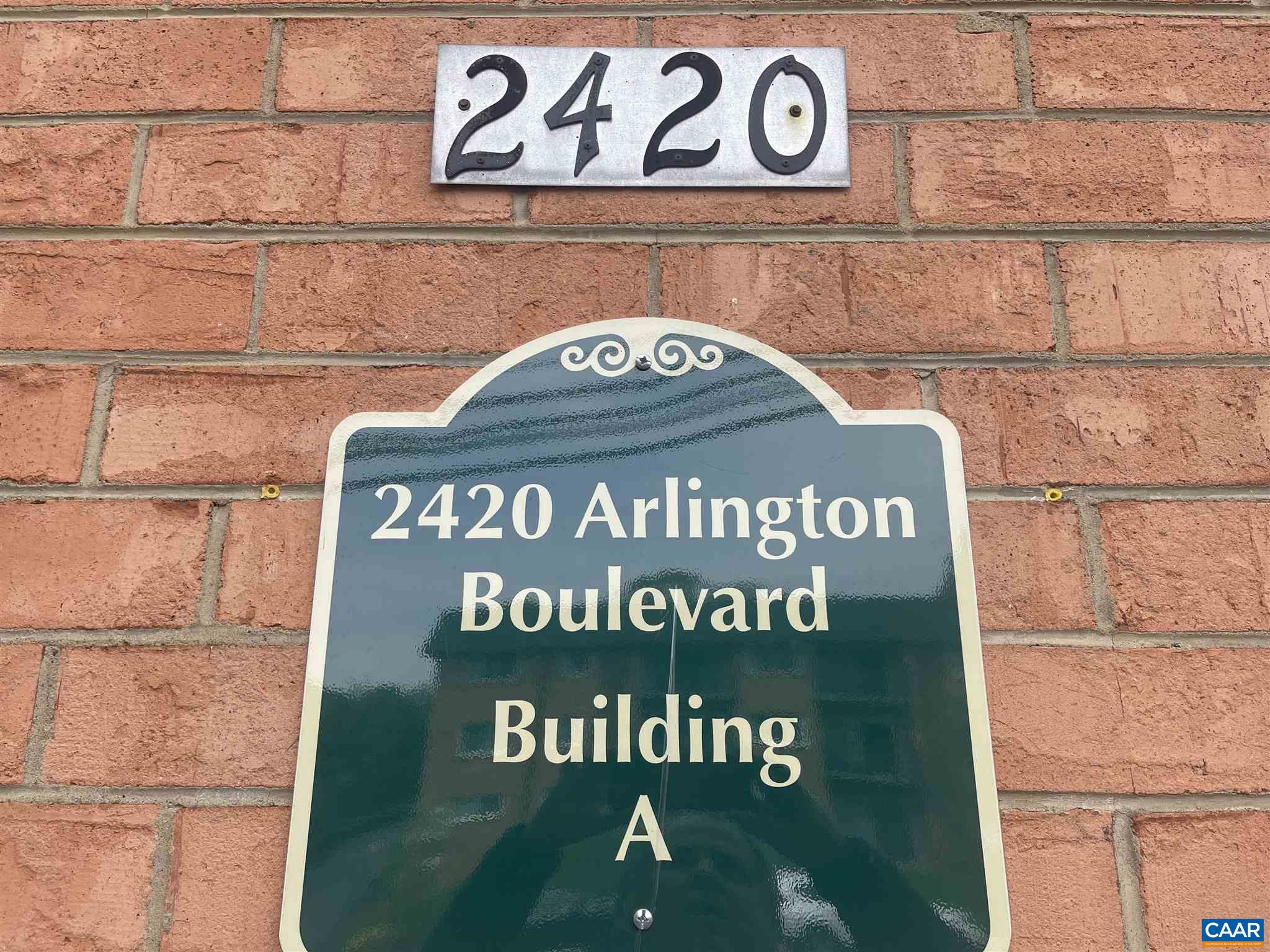 2420 ARLINGTON BLVD Unit: a2