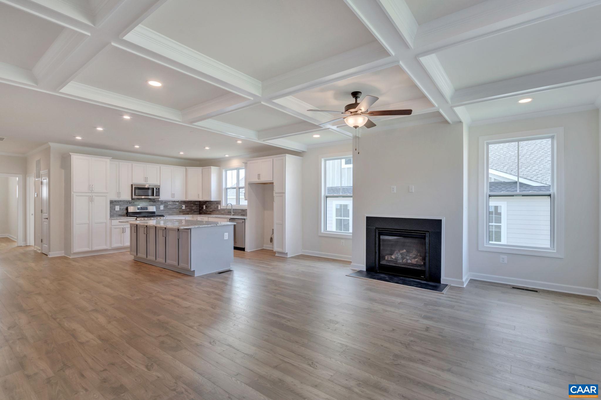 43 WHISPERWOOD CT