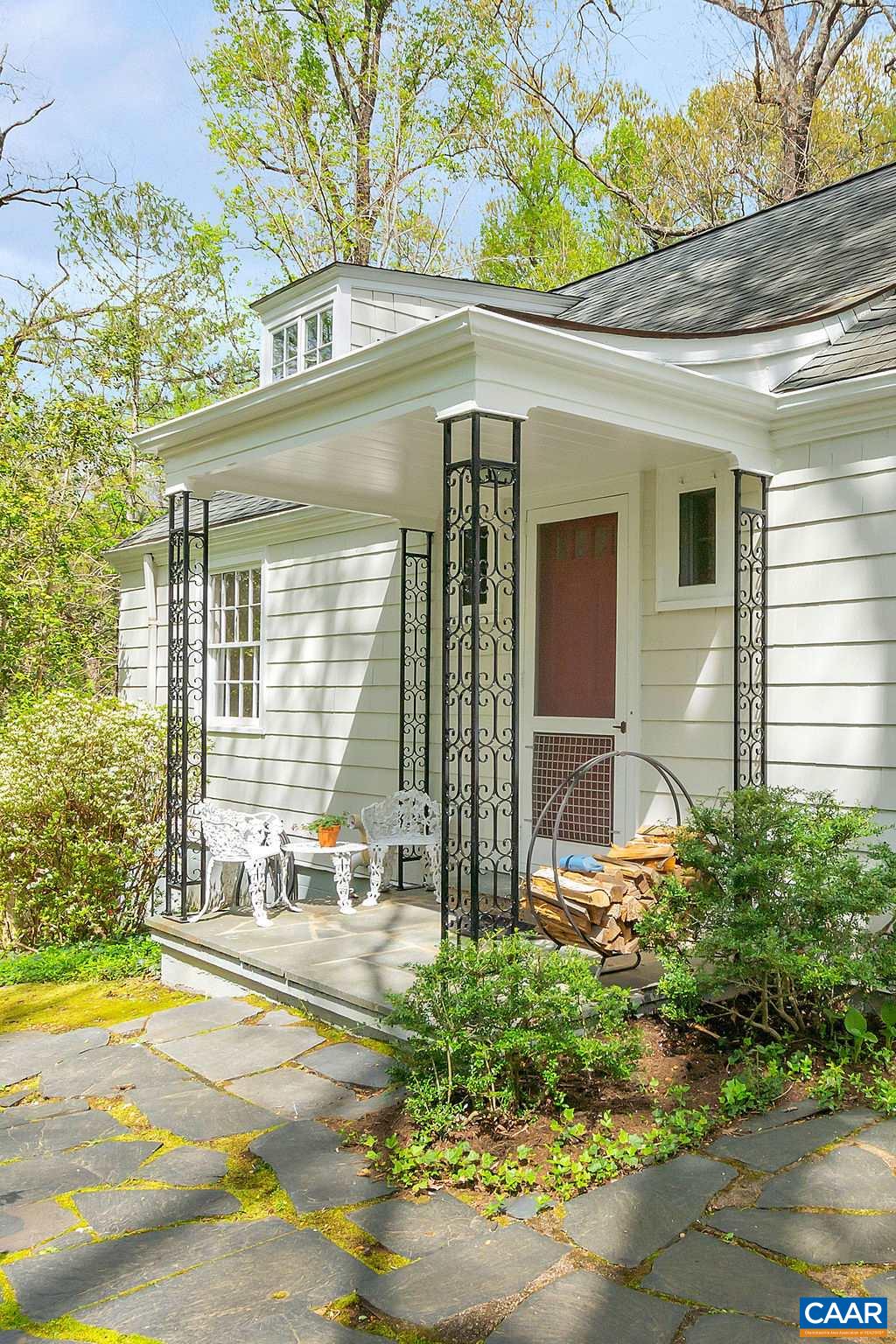 1426 DAIRY RD