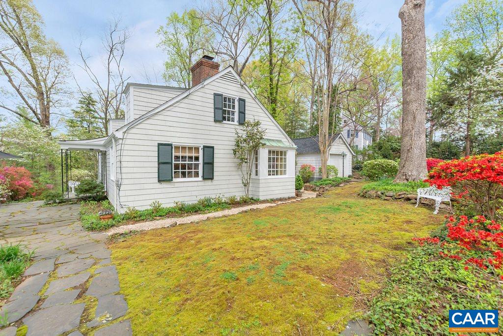 1426 DAIRY RD
