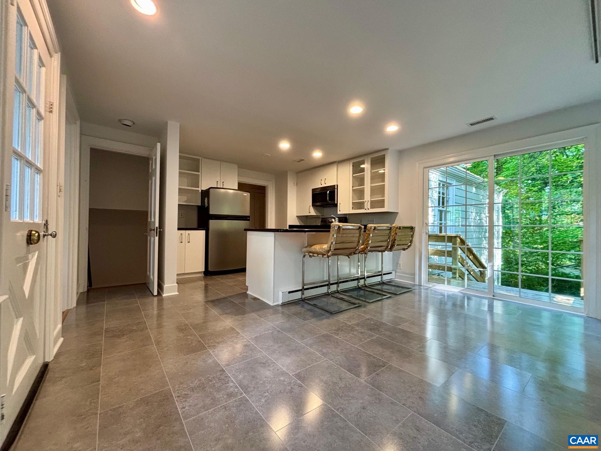 1426 DAIRY RD