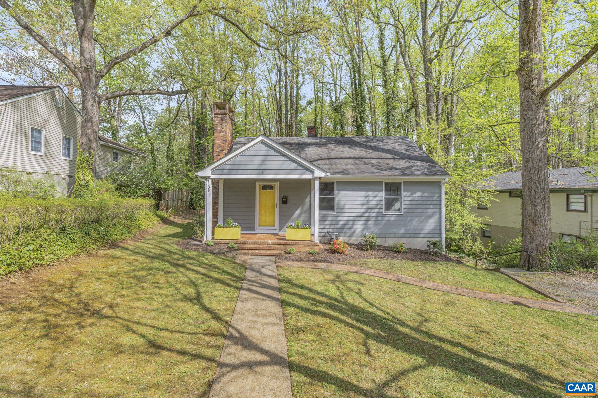 1508 ROSE HILL DR