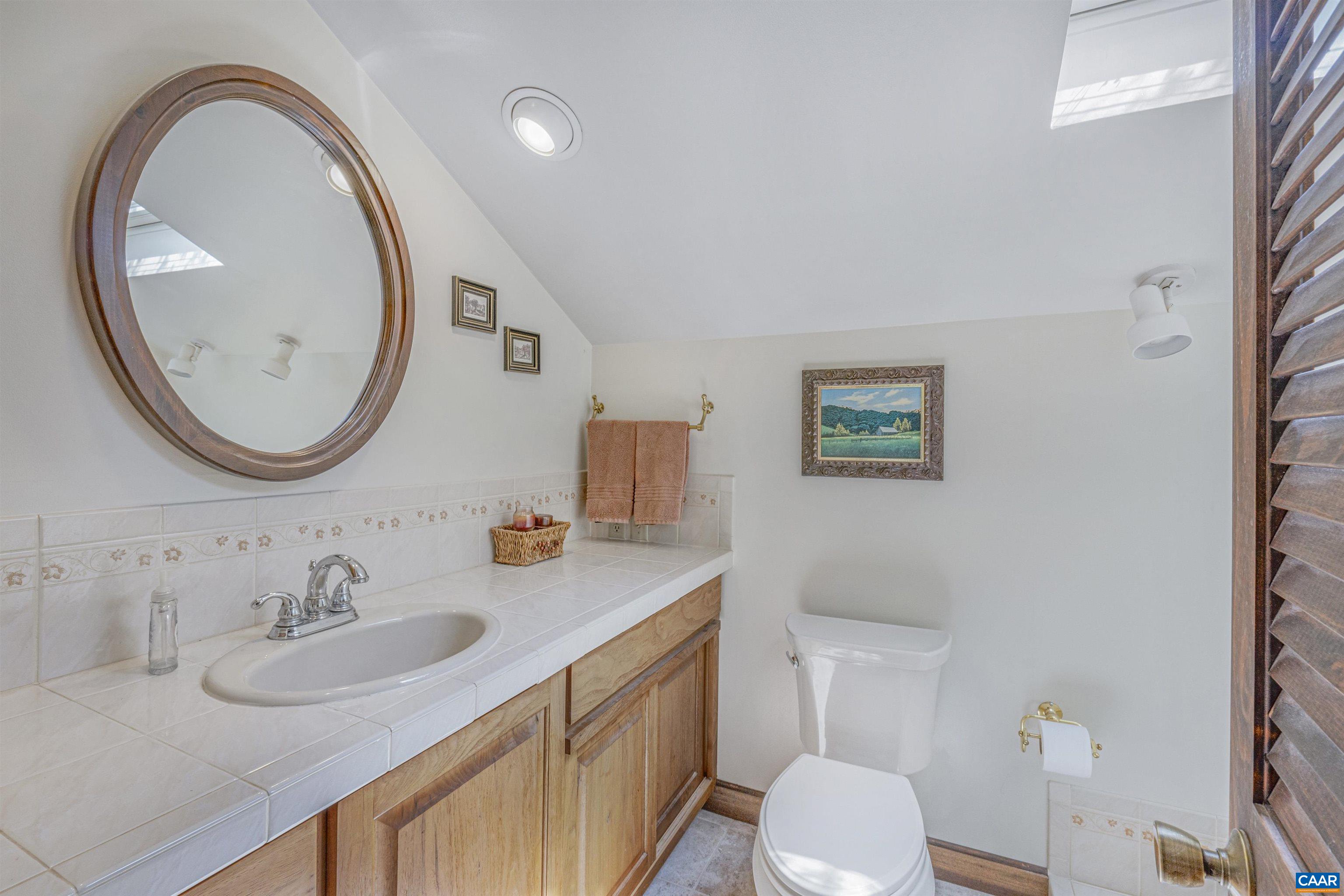 131 MIMOSA LN