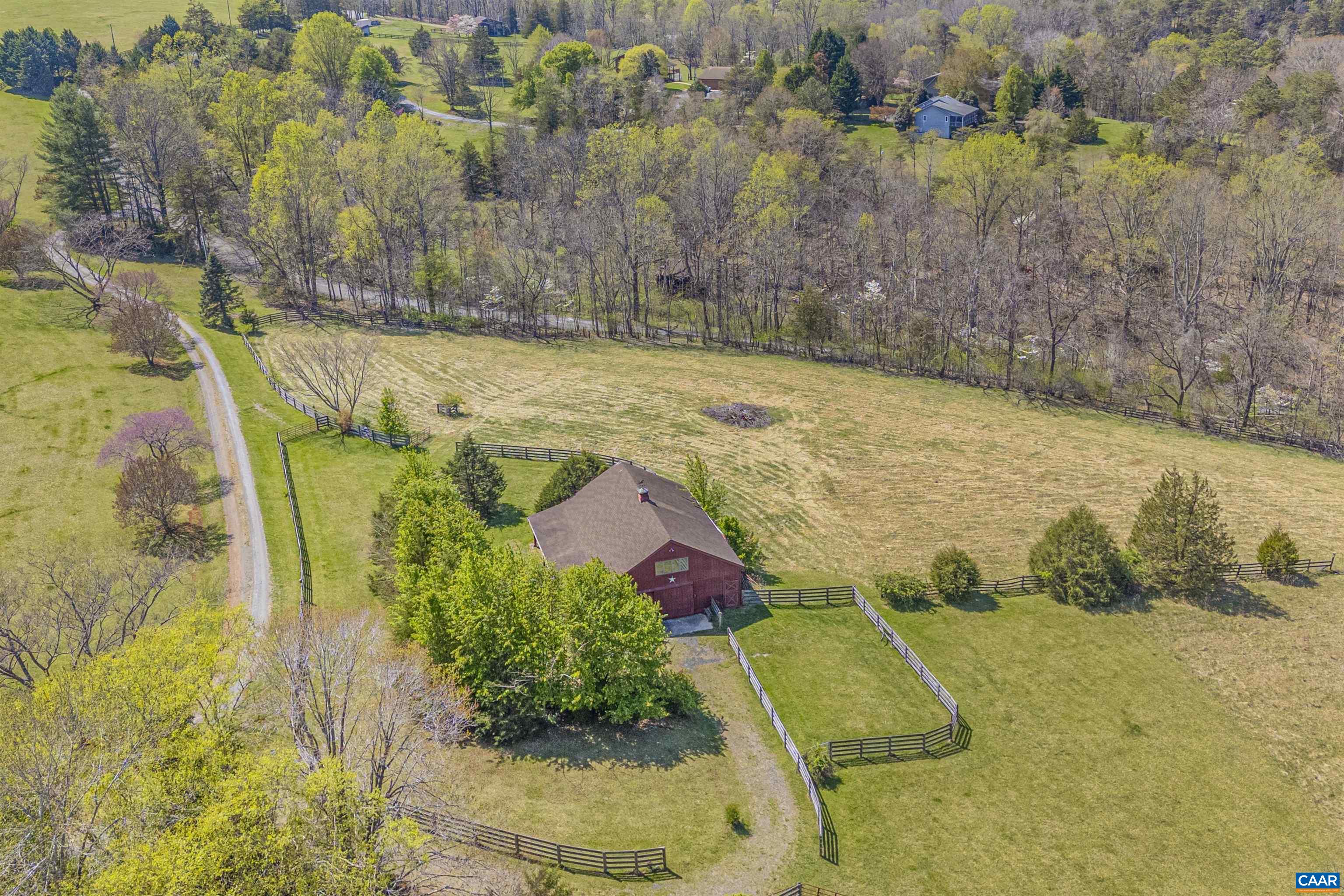 131 MIMOSA LN