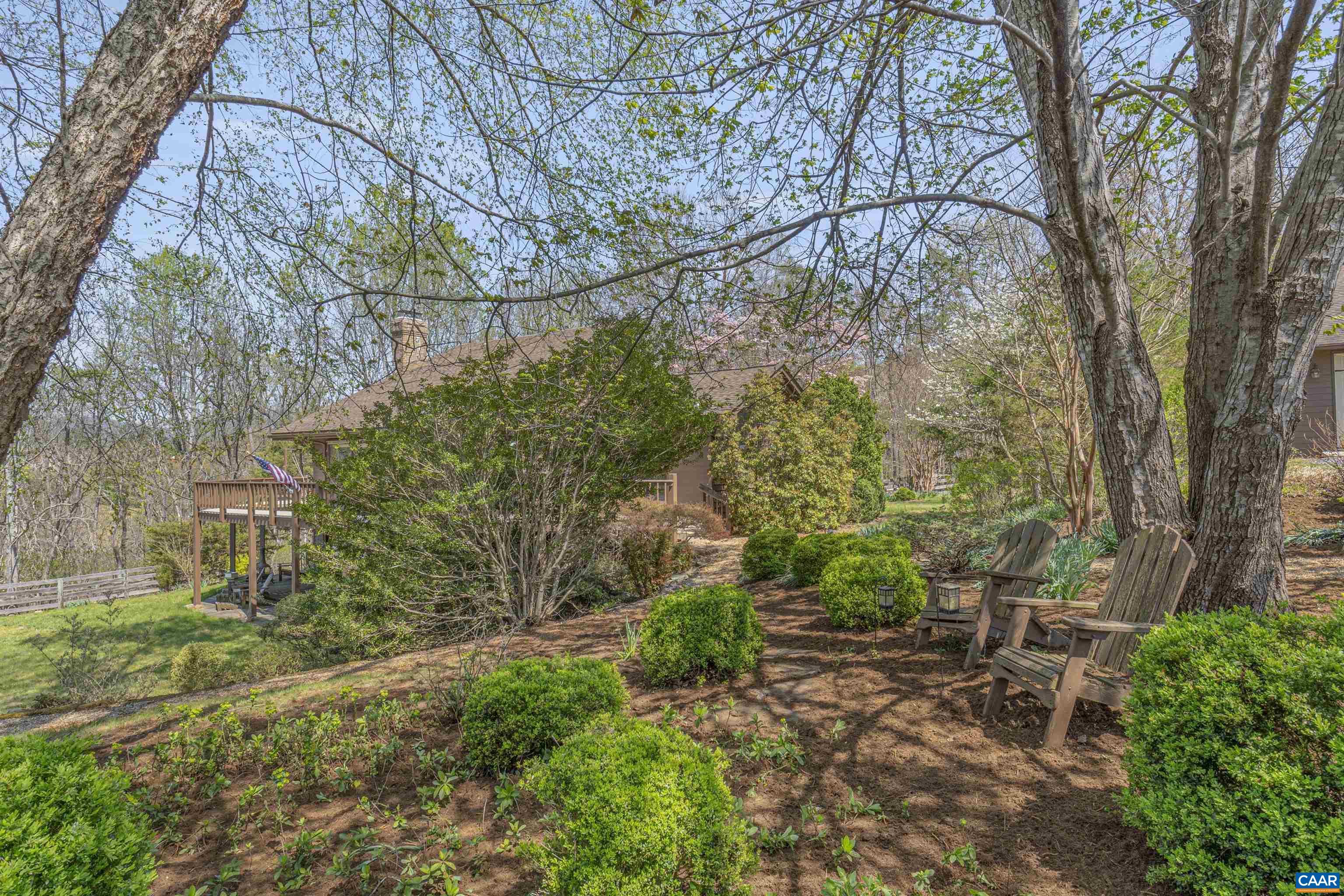 131 MIMOSA LN