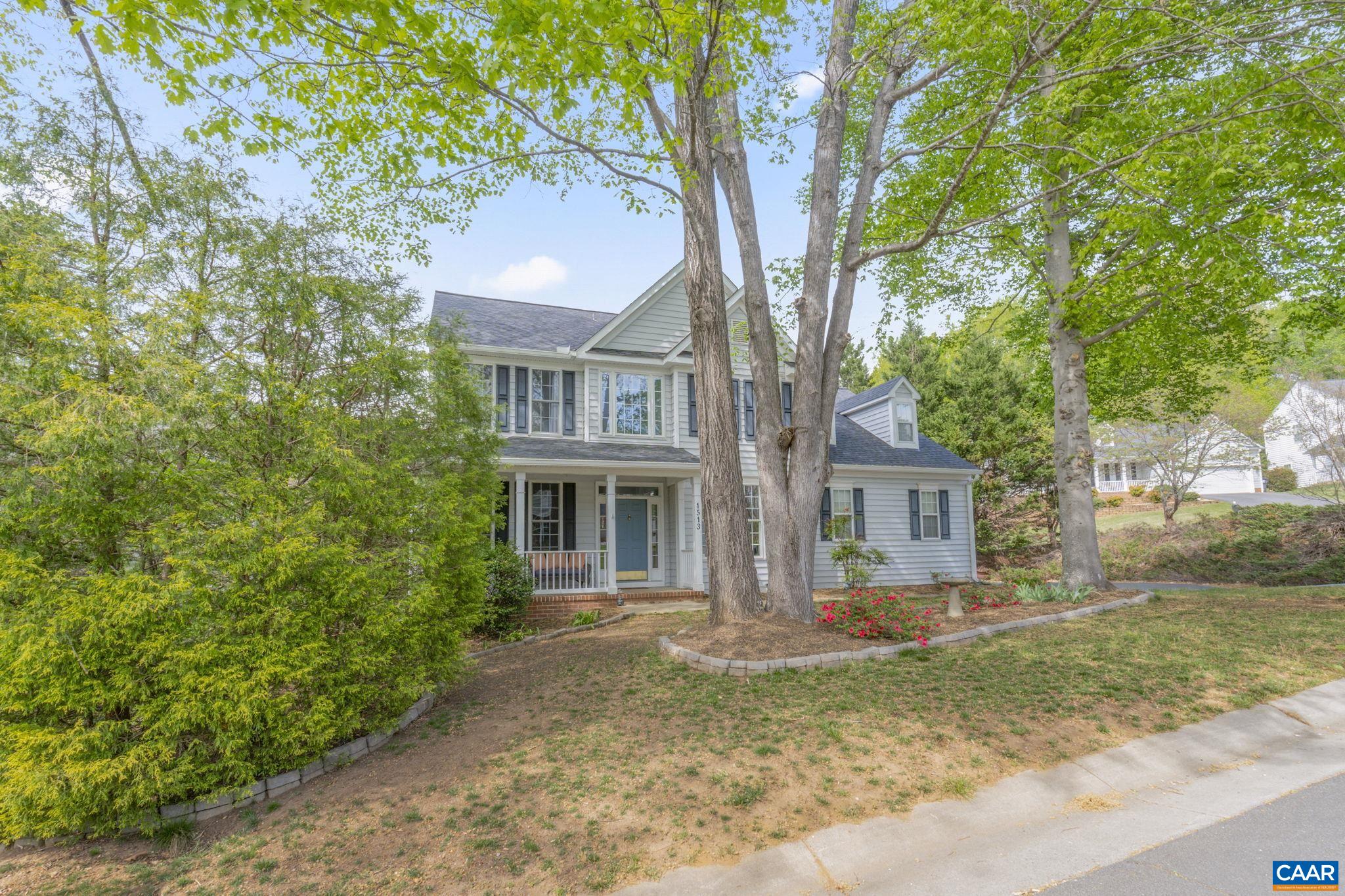 1513 CHERRY BARK LN
