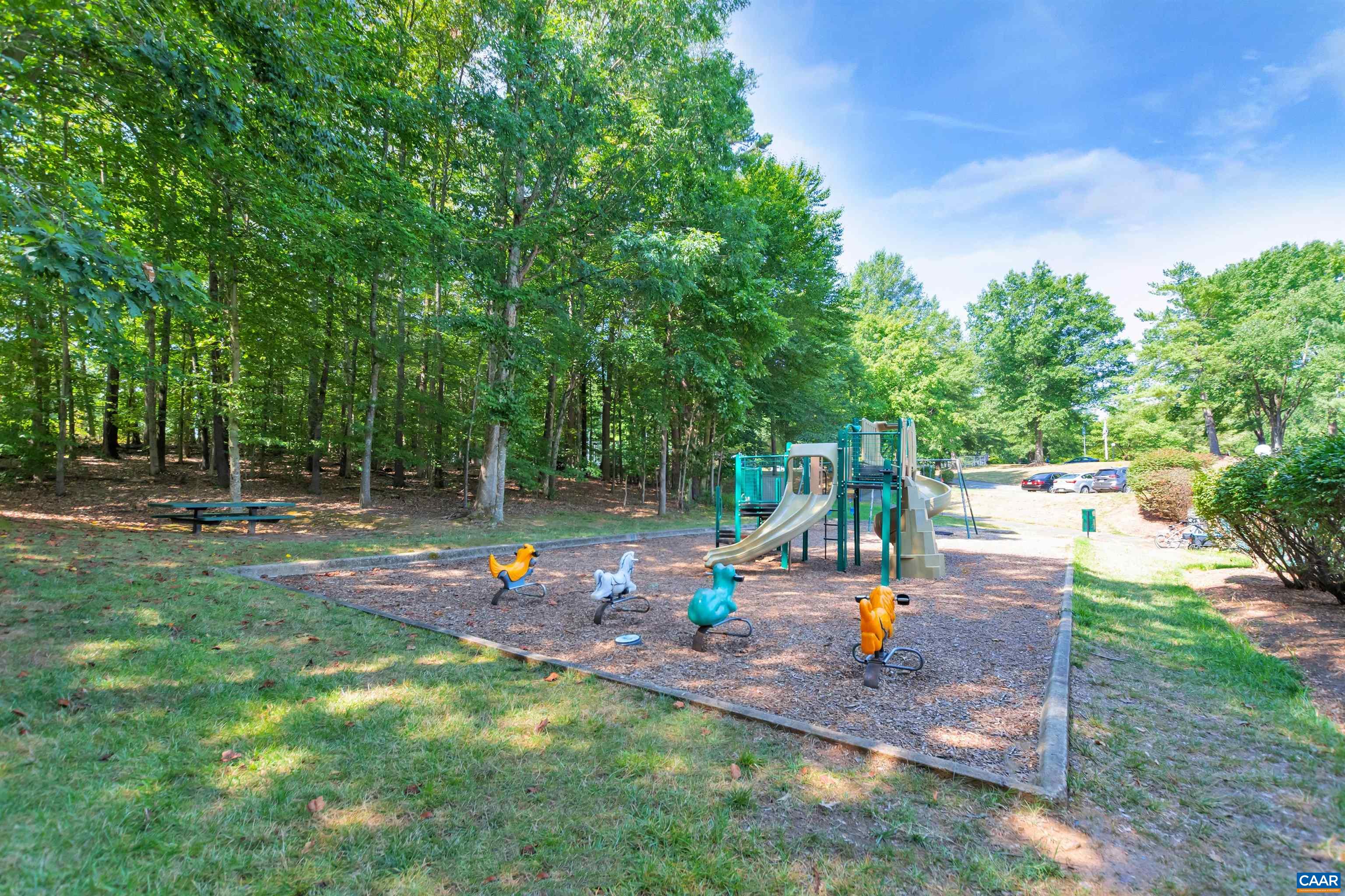 1513 CHERRY BARK LN