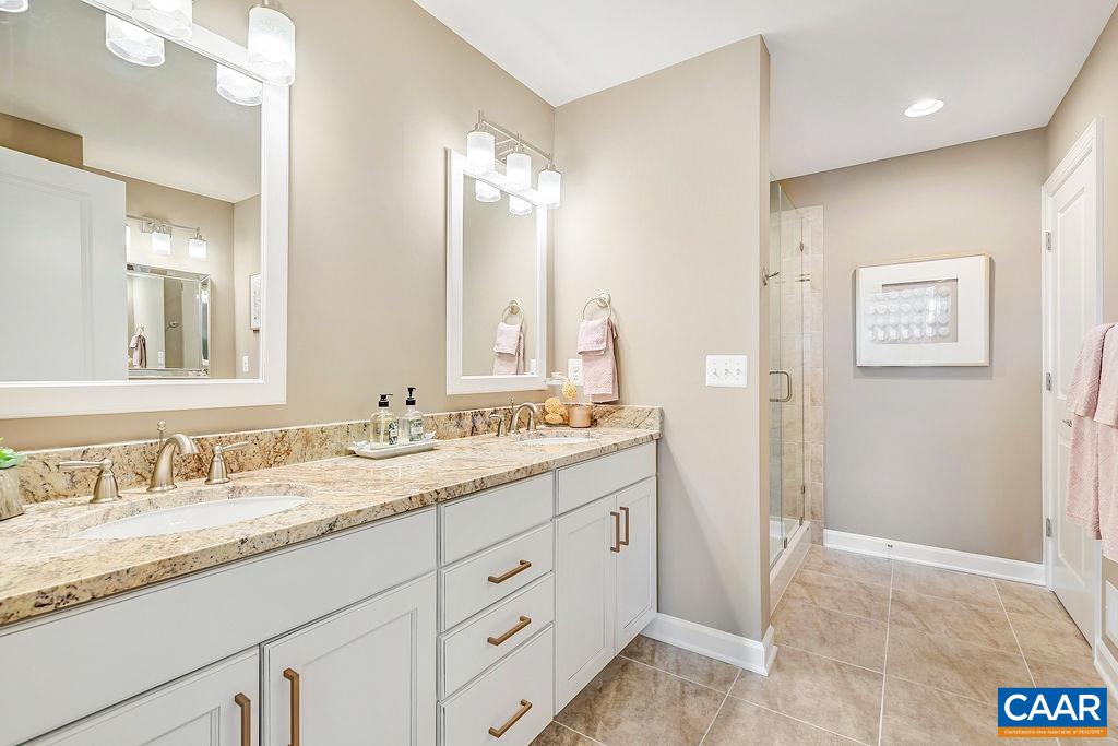 12 STEEP ROCK PL