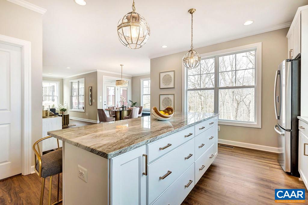 12 STEEP ROCK PL