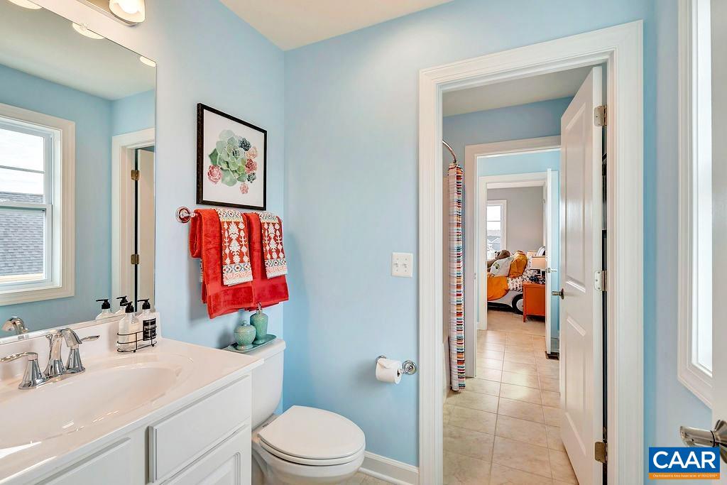 12 STEEP ROCK PL