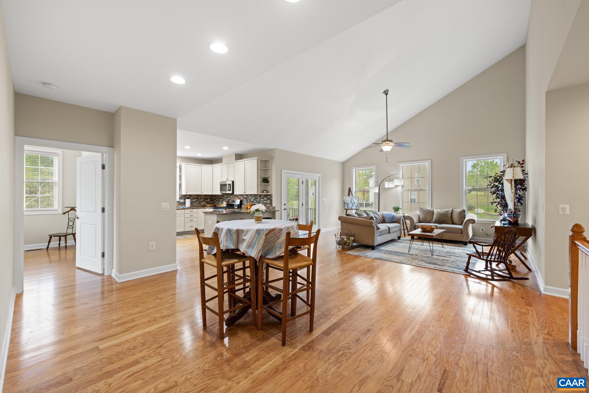 6348 FLINTSTONE DR