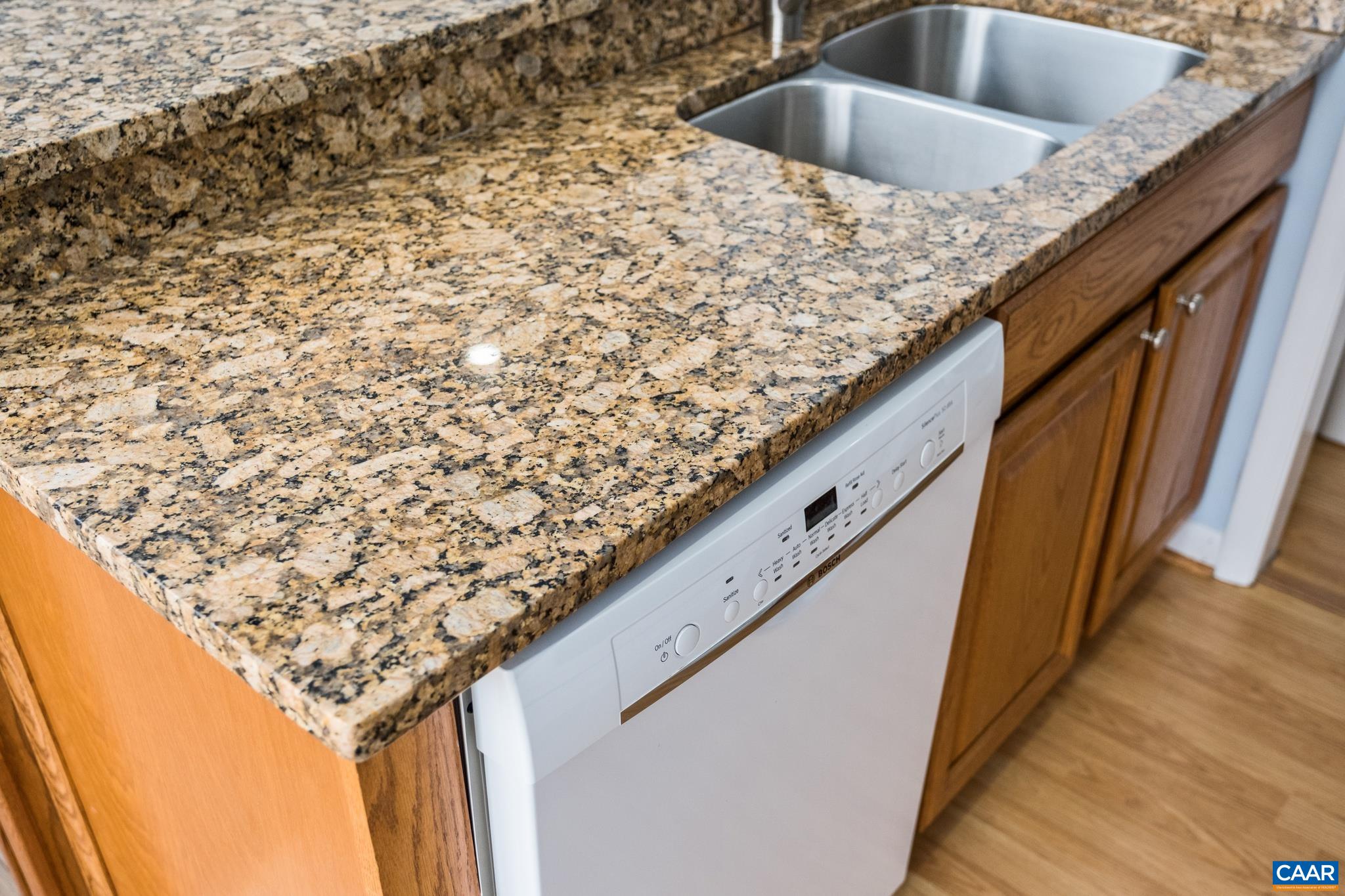 740 LAURELWOOD CONDOS