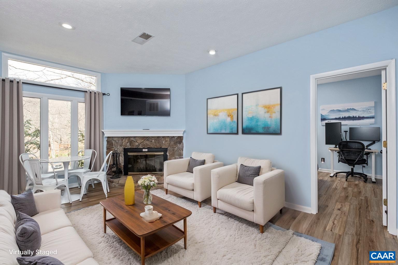 740 LAURELWOOD CONDOS