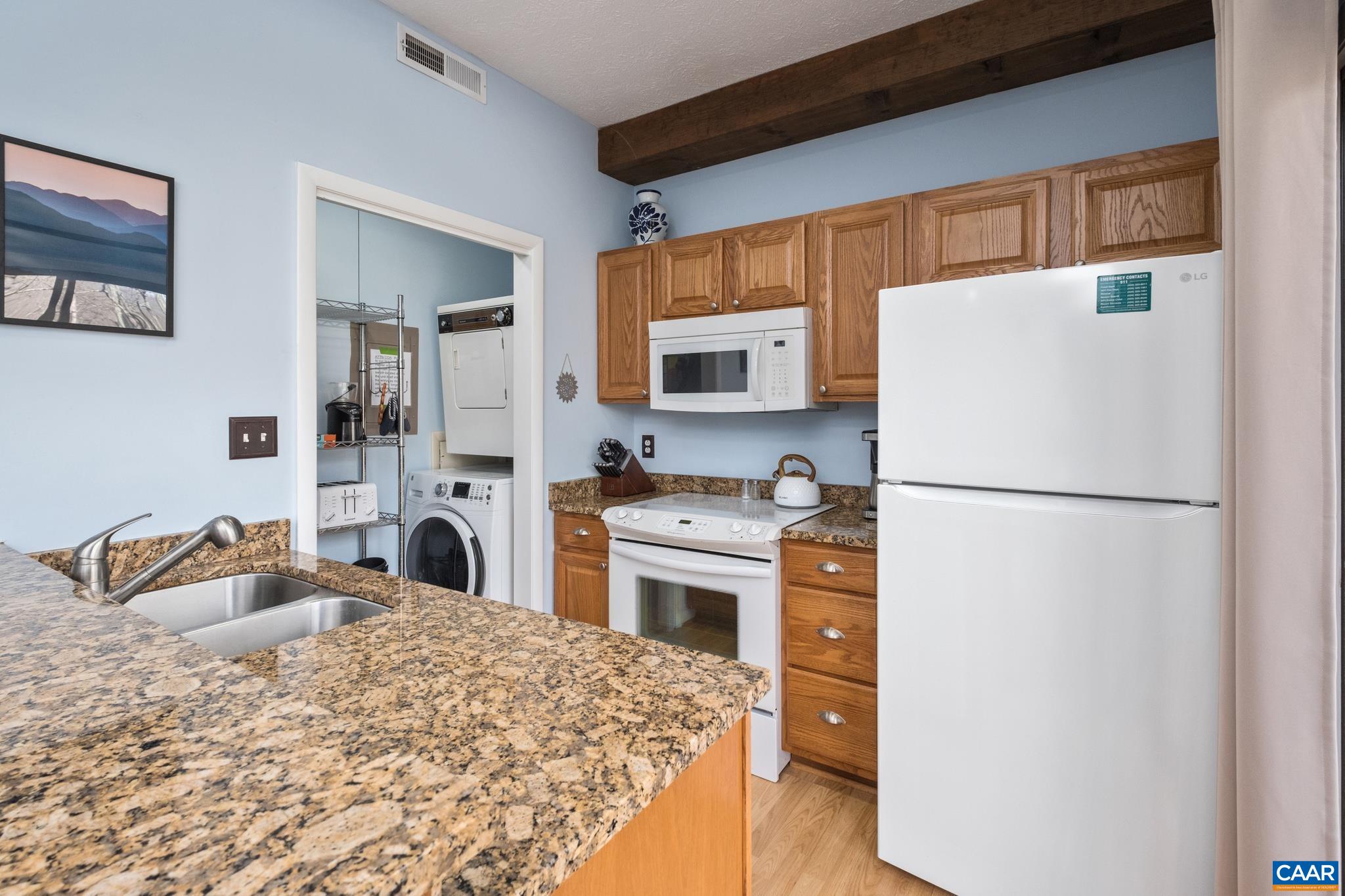 740 LAURELWOOD CONDOS