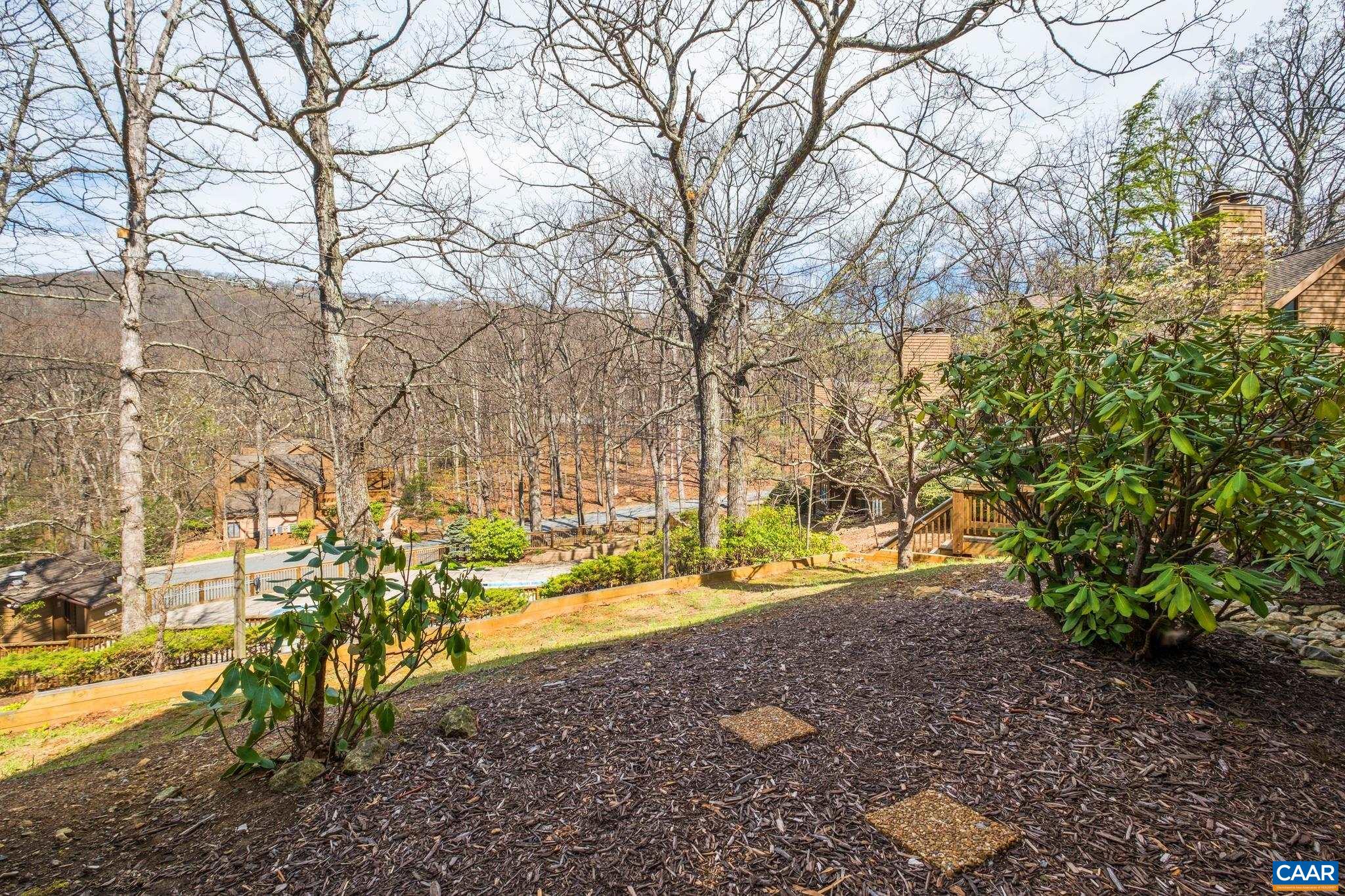 740 LAURELWOOD CONDOS
