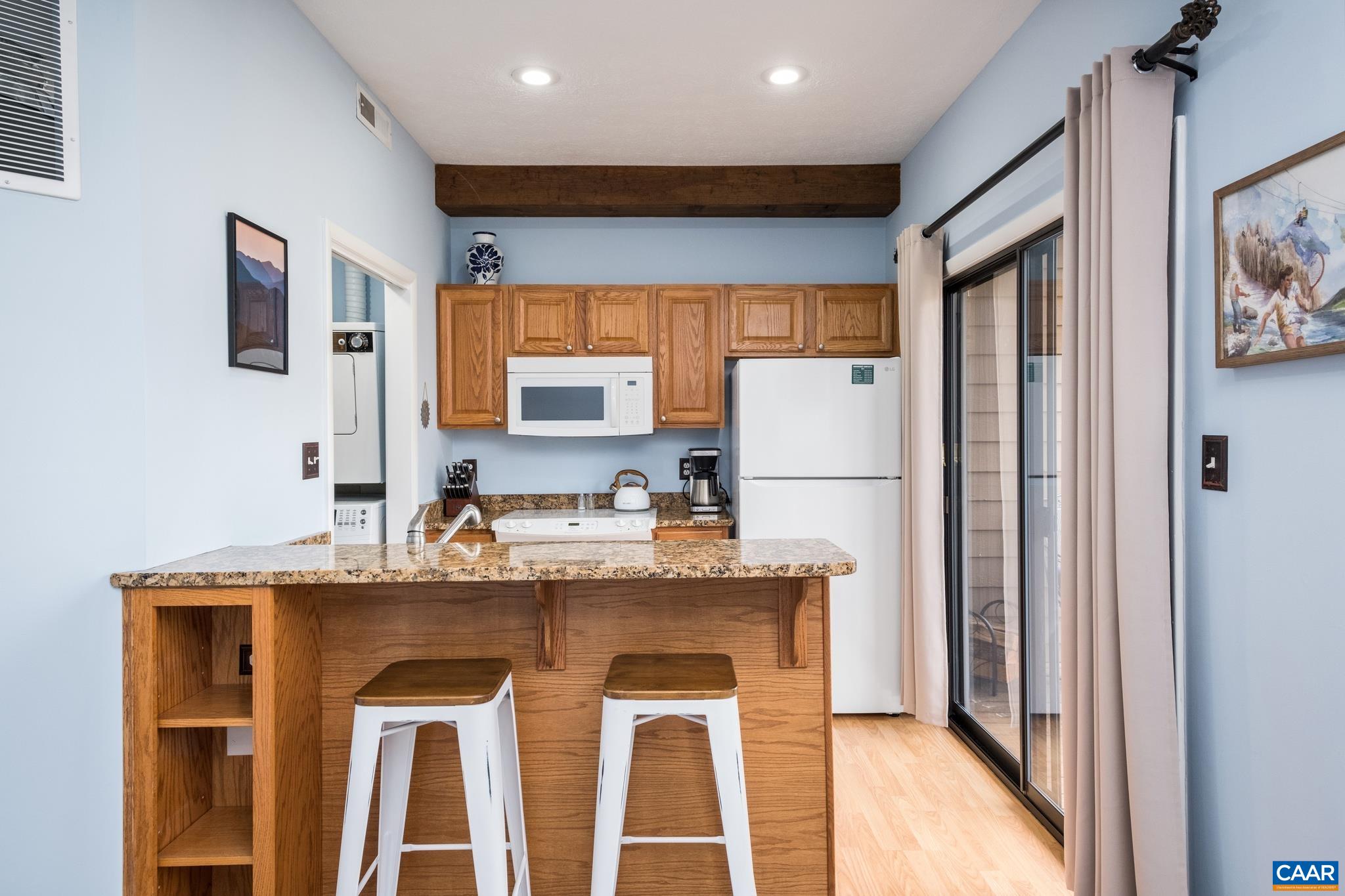 740 LAURELWOOD CONDOS