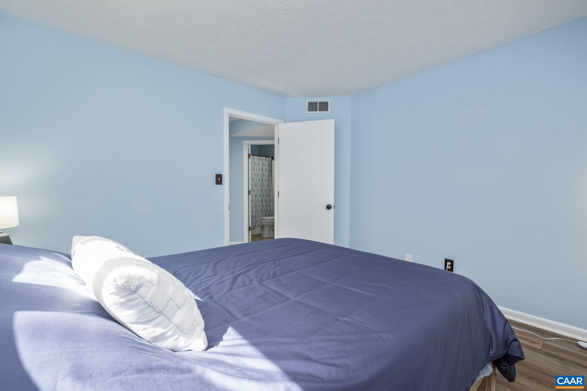 740 LAURELWOOD CONDOS