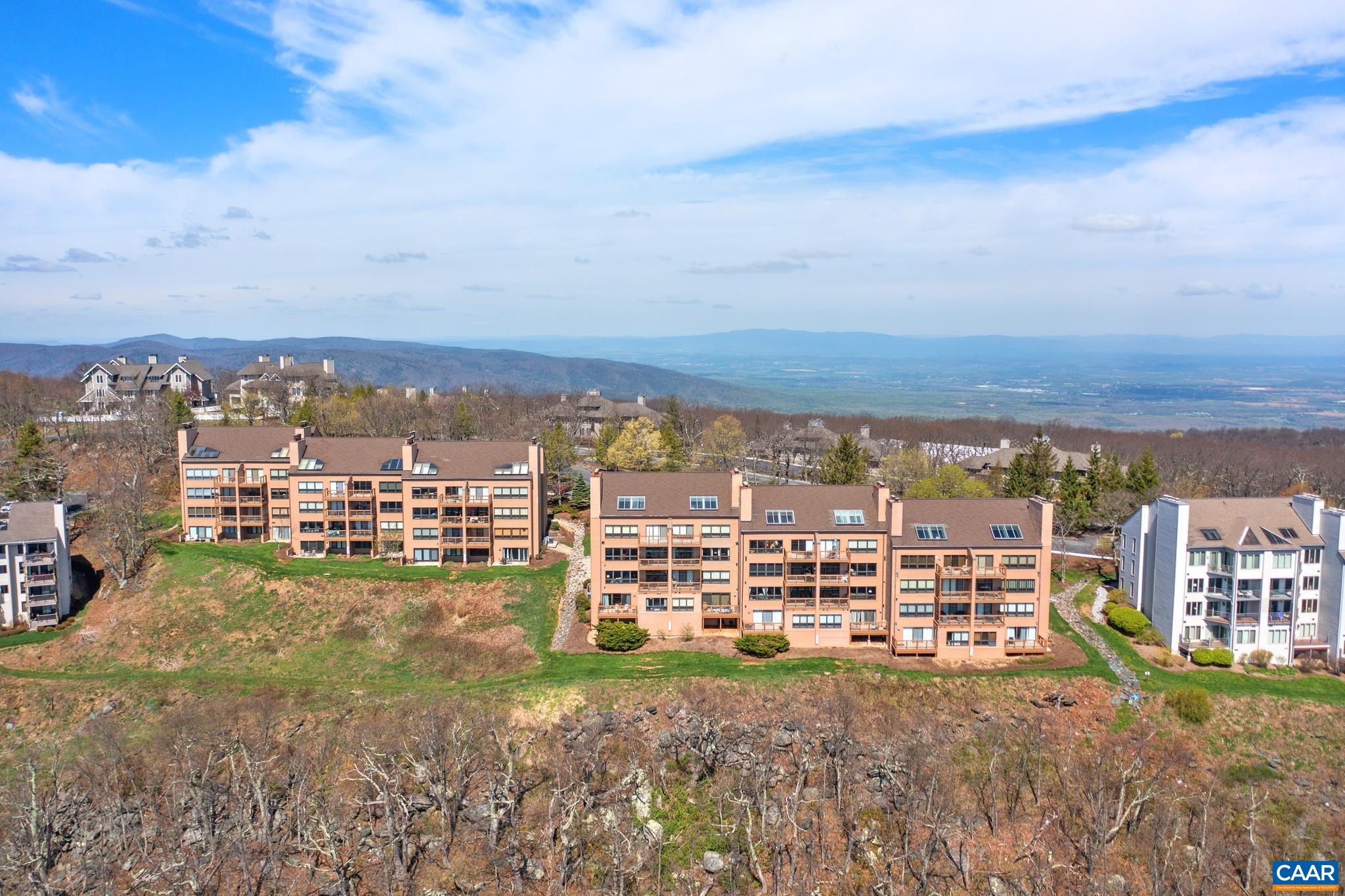 1525 CLIFFS CONDOS