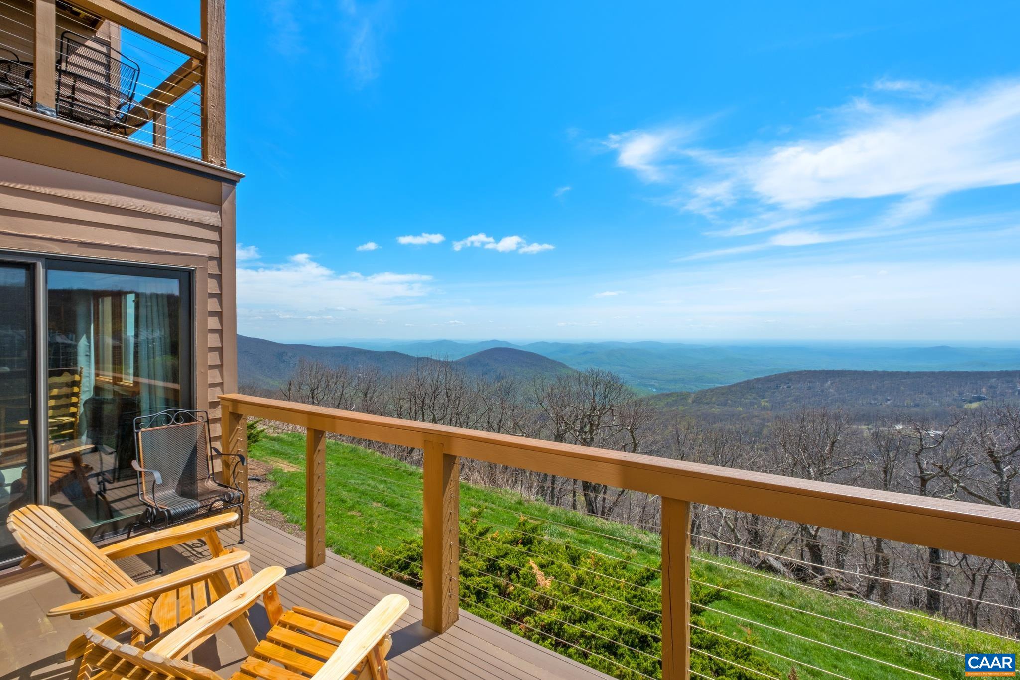 1525 CLIFFS CONDOS