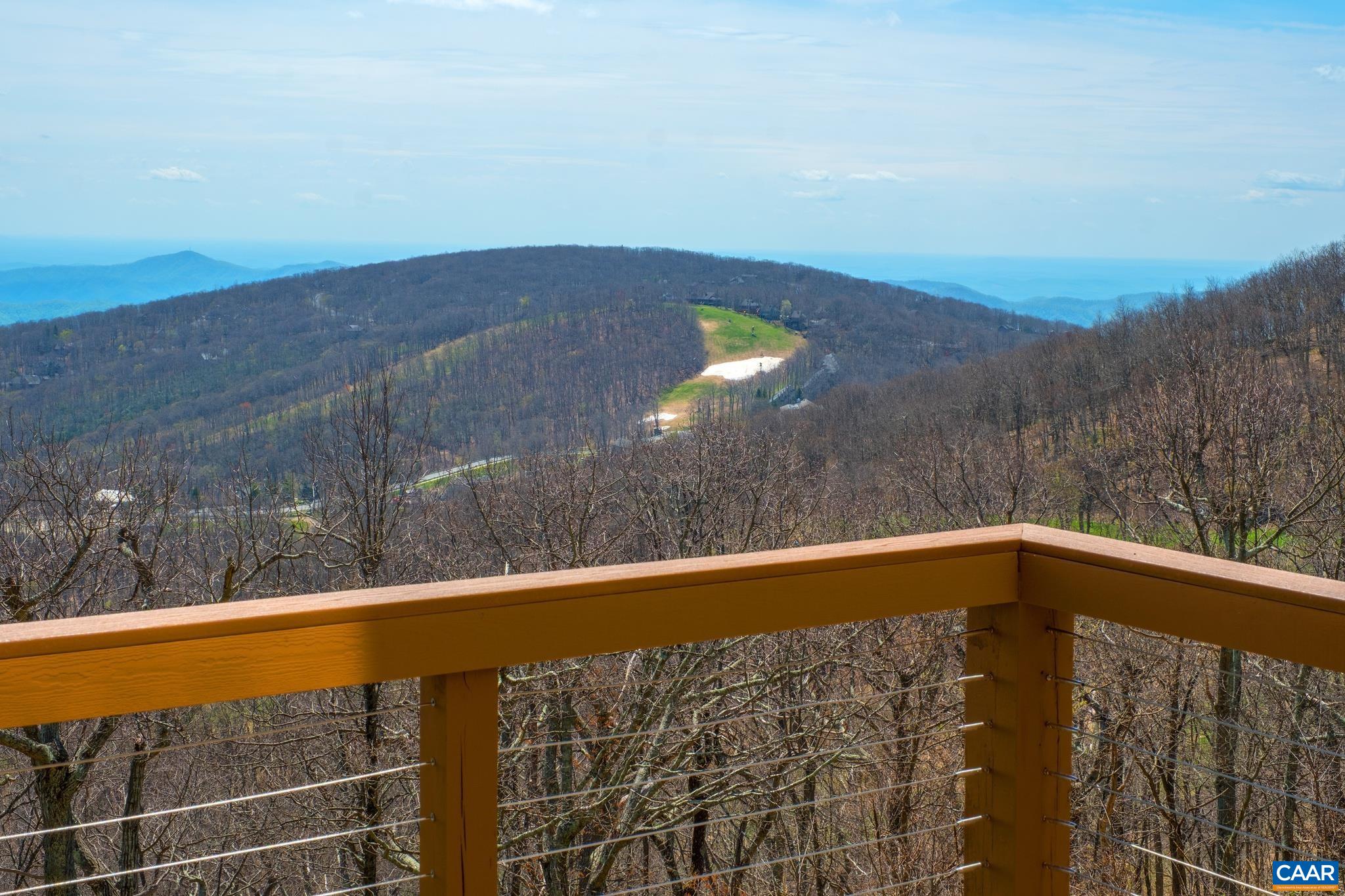 1525 CLIFFS CONDOS