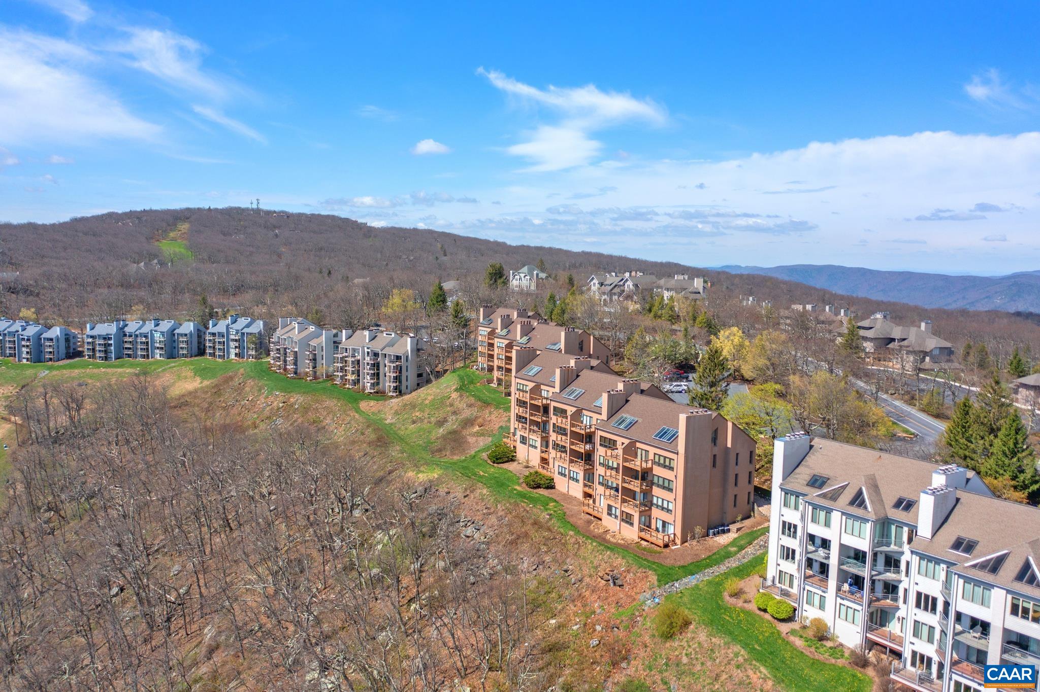 1525 CLIFFS CONDOS