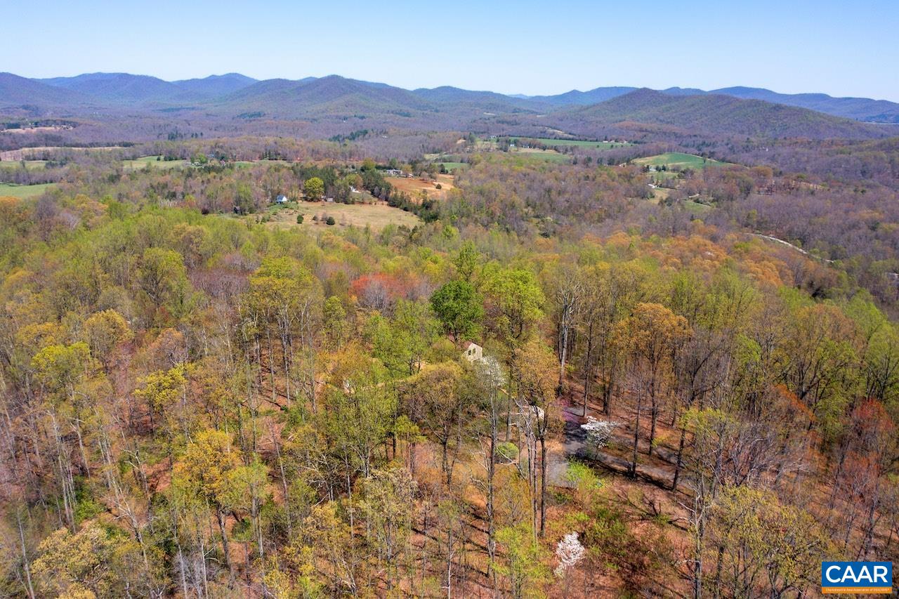 329 BEAR RIDGE TRL