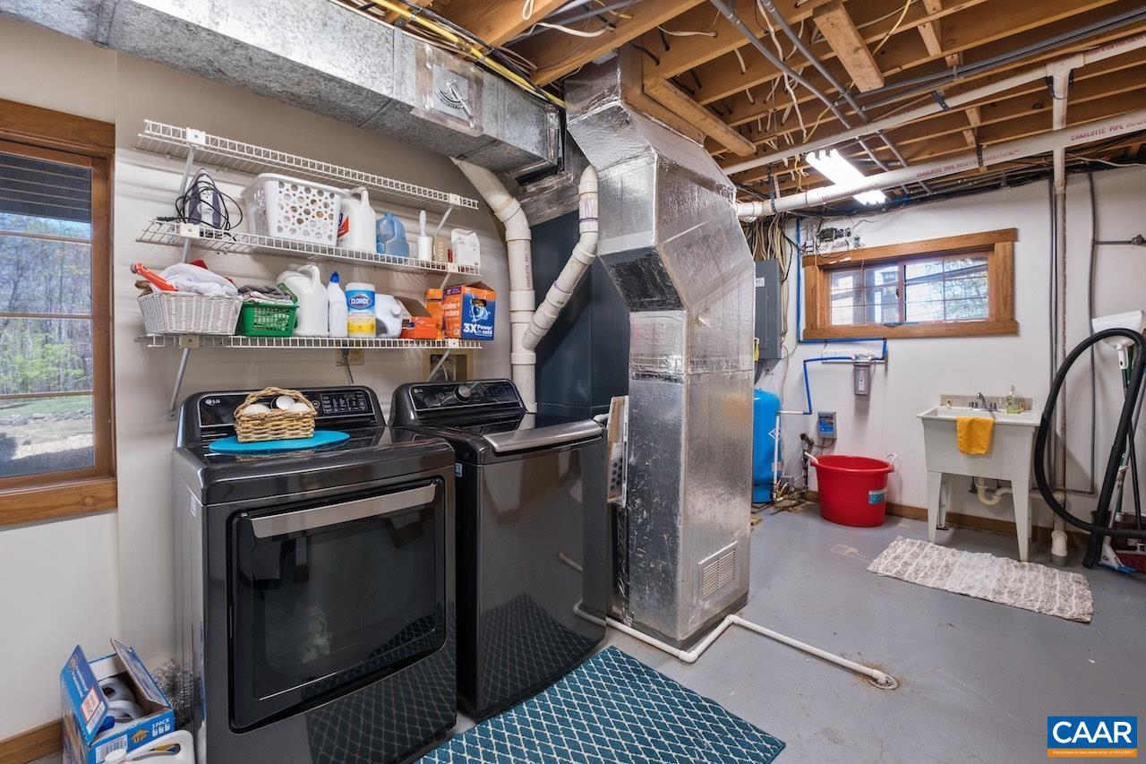 329 BEAR RIDGE TRL