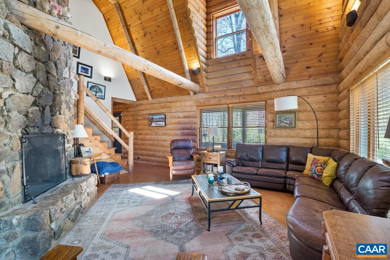 329 BEAR RIDGE TRL
