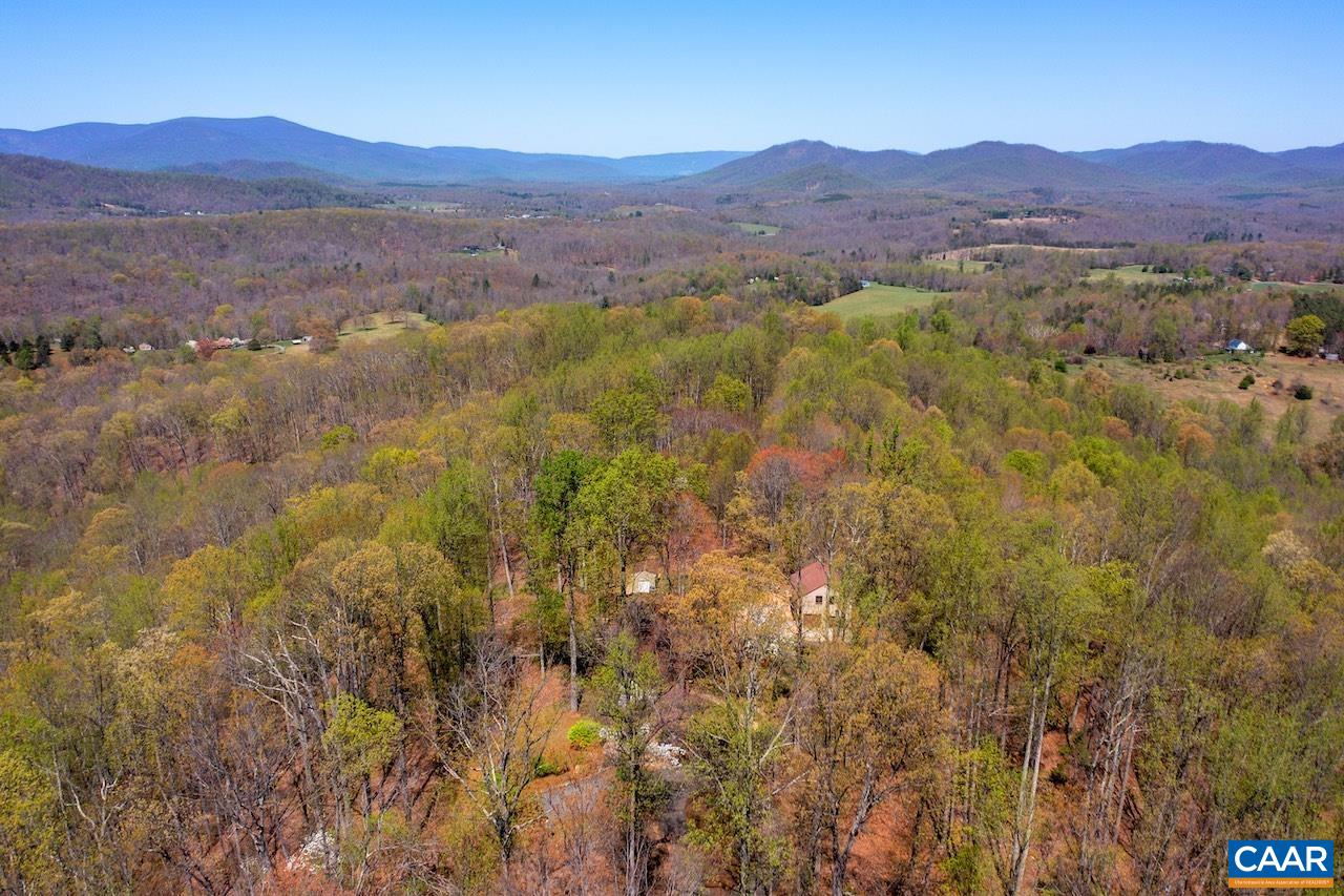 329 BEAR RIDGE TRL