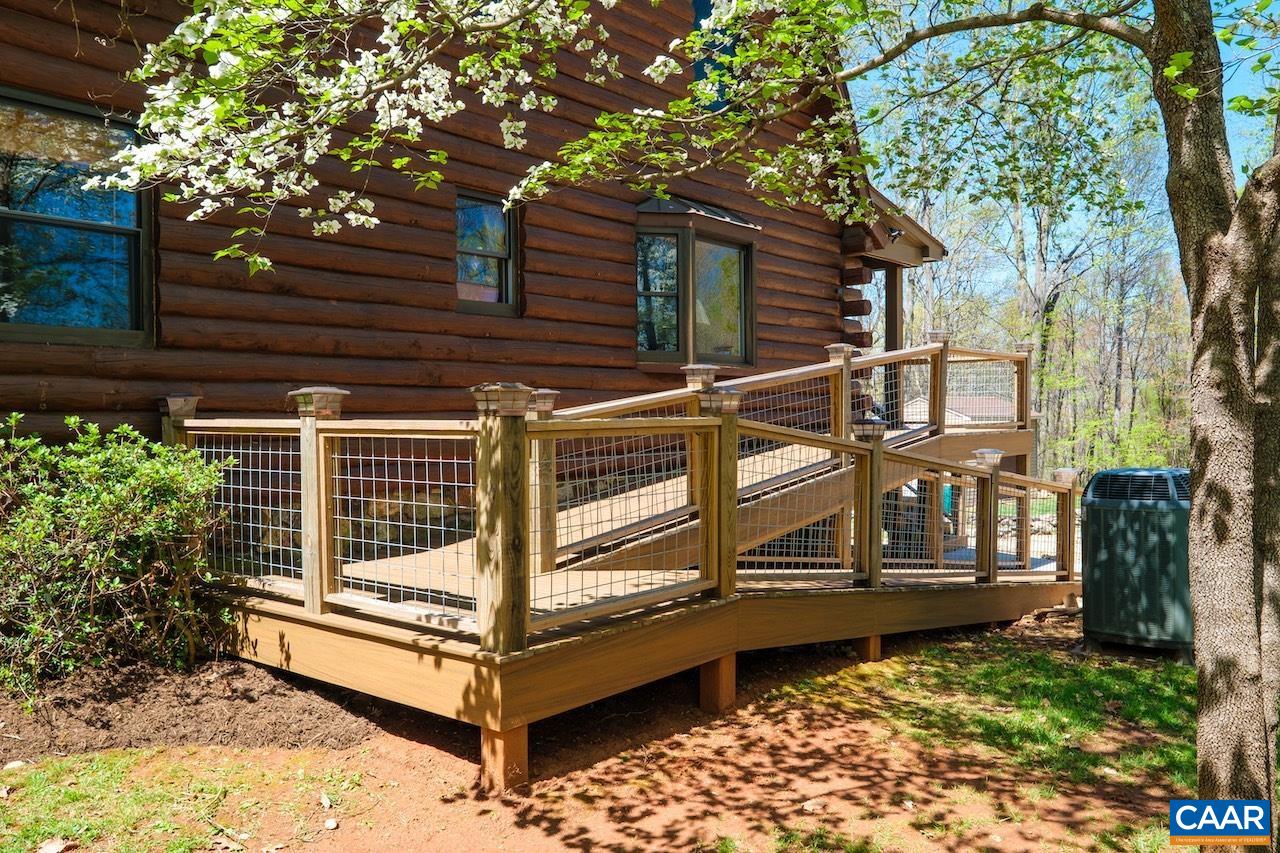 329 BEAR RIDGE TRL