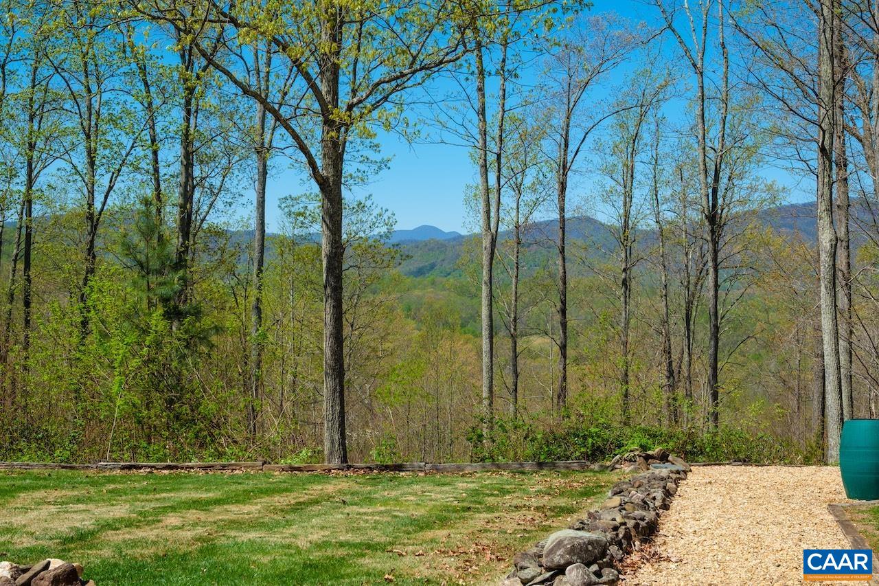 329 BEAR RIDGE TRL