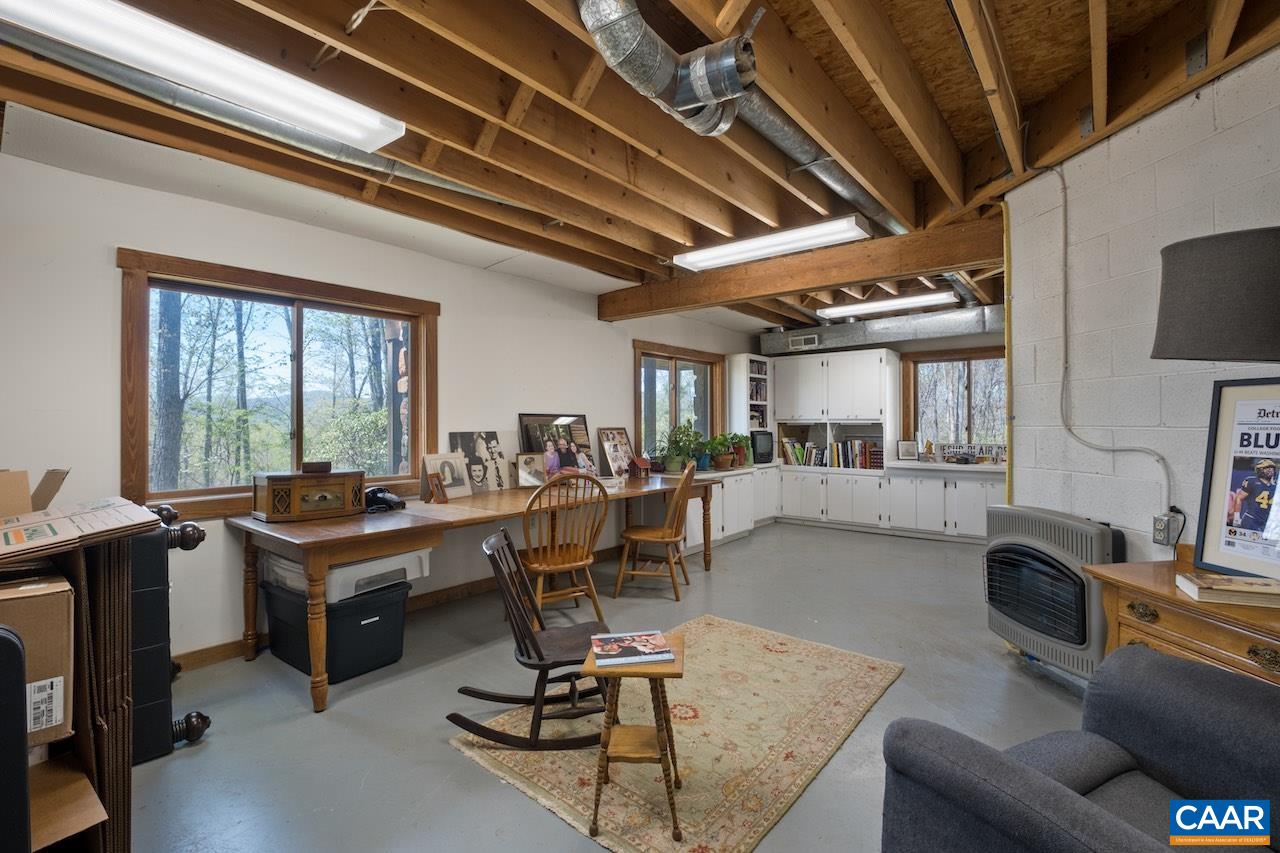 329 BEAR RIDGE TRL
