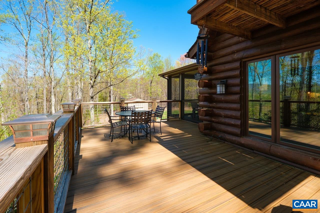 329 BEAR RIDGE TRL
